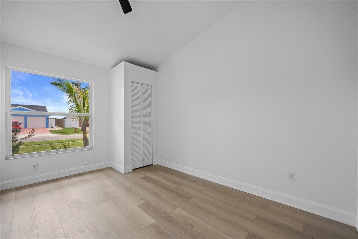 5082 Dalewood Lane, Lake Worth, FL 33467 — photo 6 of 20