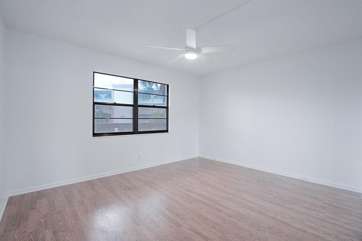 4401 Martinique Court D2, Coconut Creek, FL 33066 — photo 15 of 65