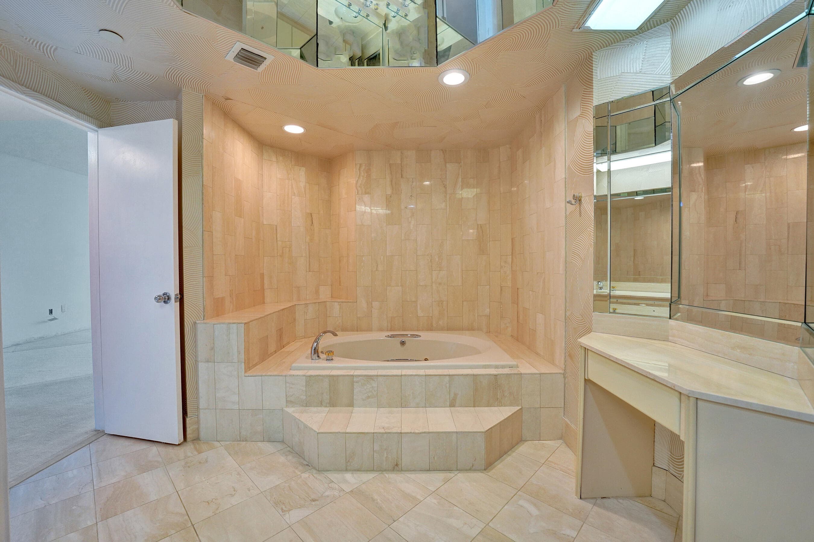 1440 S Ocean Boulevard 12a, Lauderdale-By-The-Sea, FL 33062 — photo 16 of 42