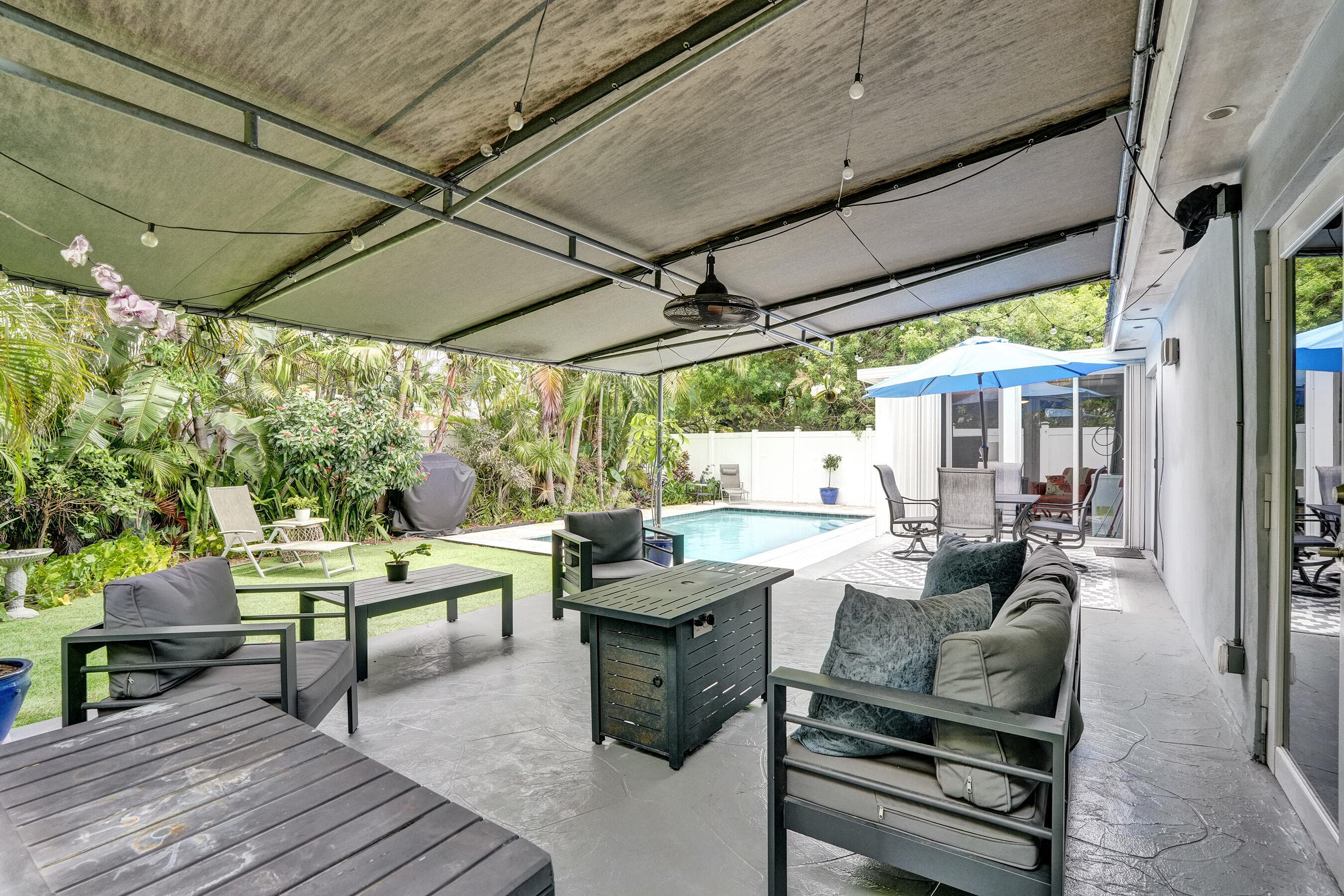 4641 NE 6th Avenue, Oakland Park, FL 33334 — photo 23 of 32