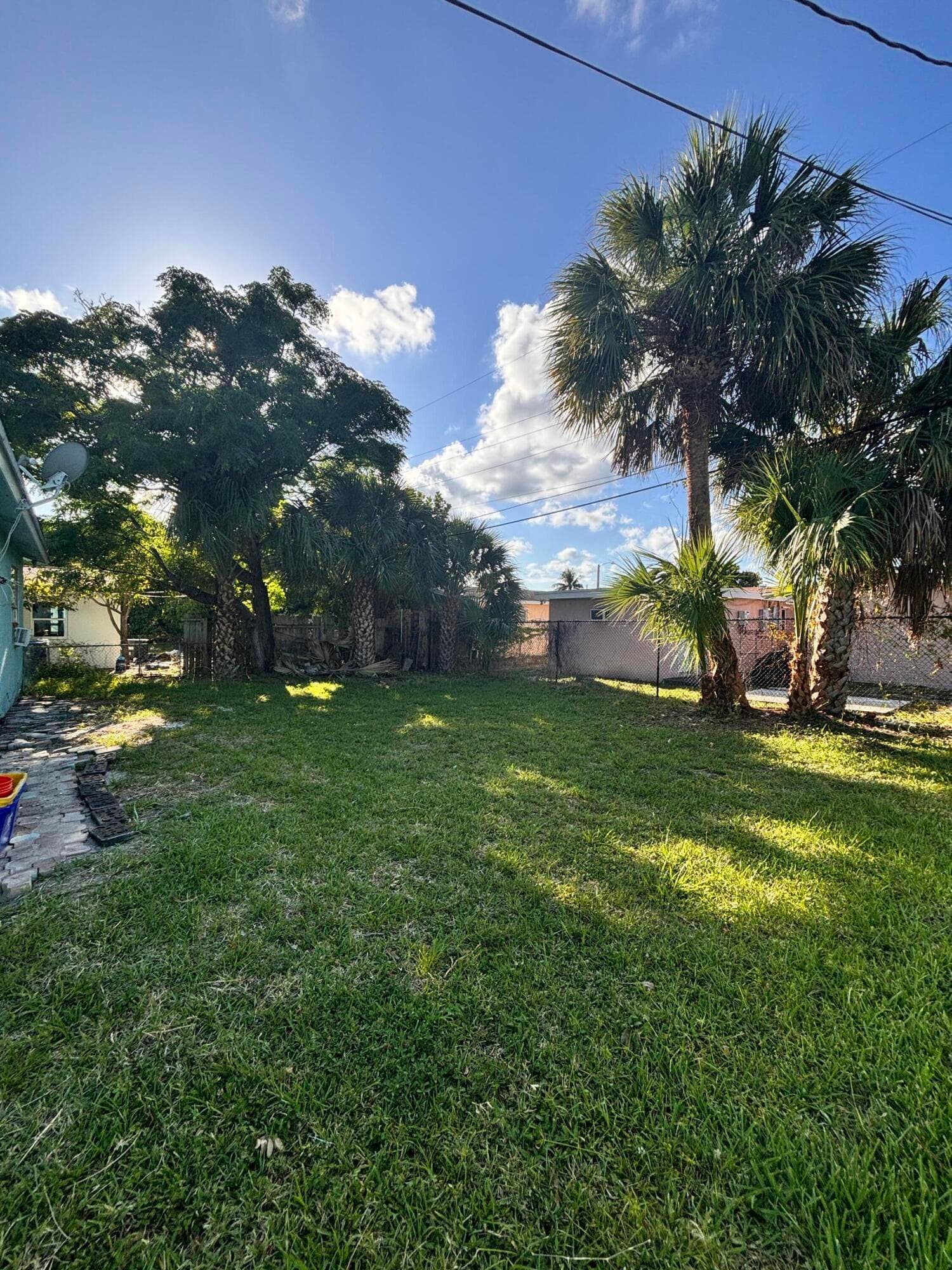 1328 W 6th Street, Riviera Beach, FL 33404 — photo 11 of 11