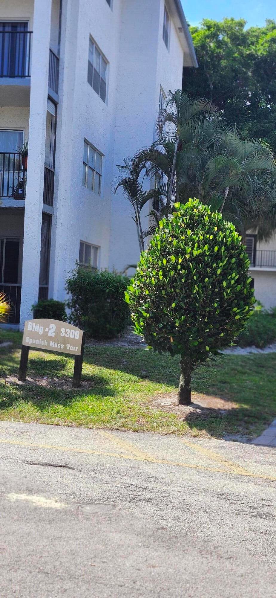 3300 Spanish Moss Terrace 402, Lauderhill, FL 33319 — photo