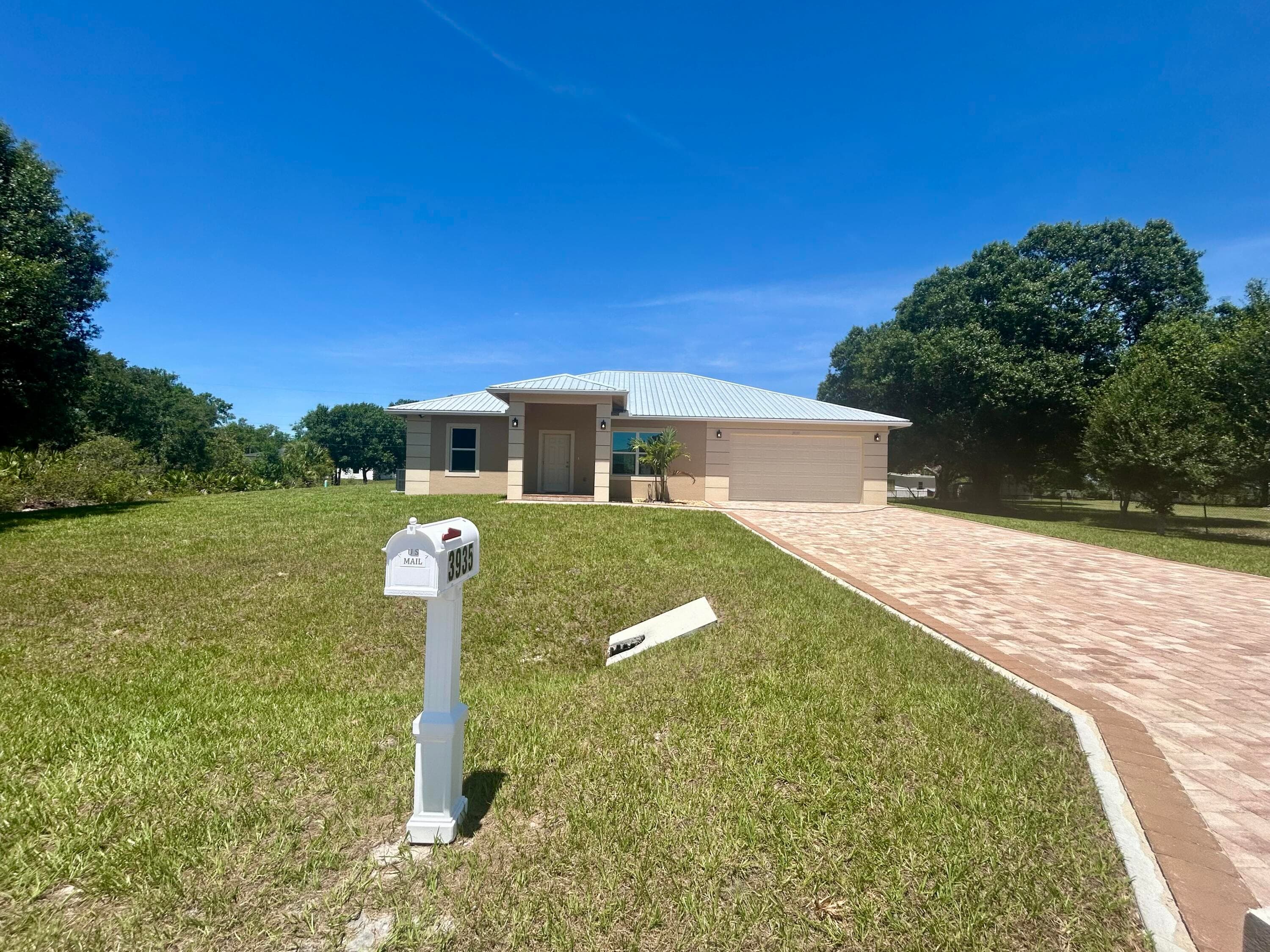 3935 NW 18th Avenue, Okeechobee, FL 34972 — photo