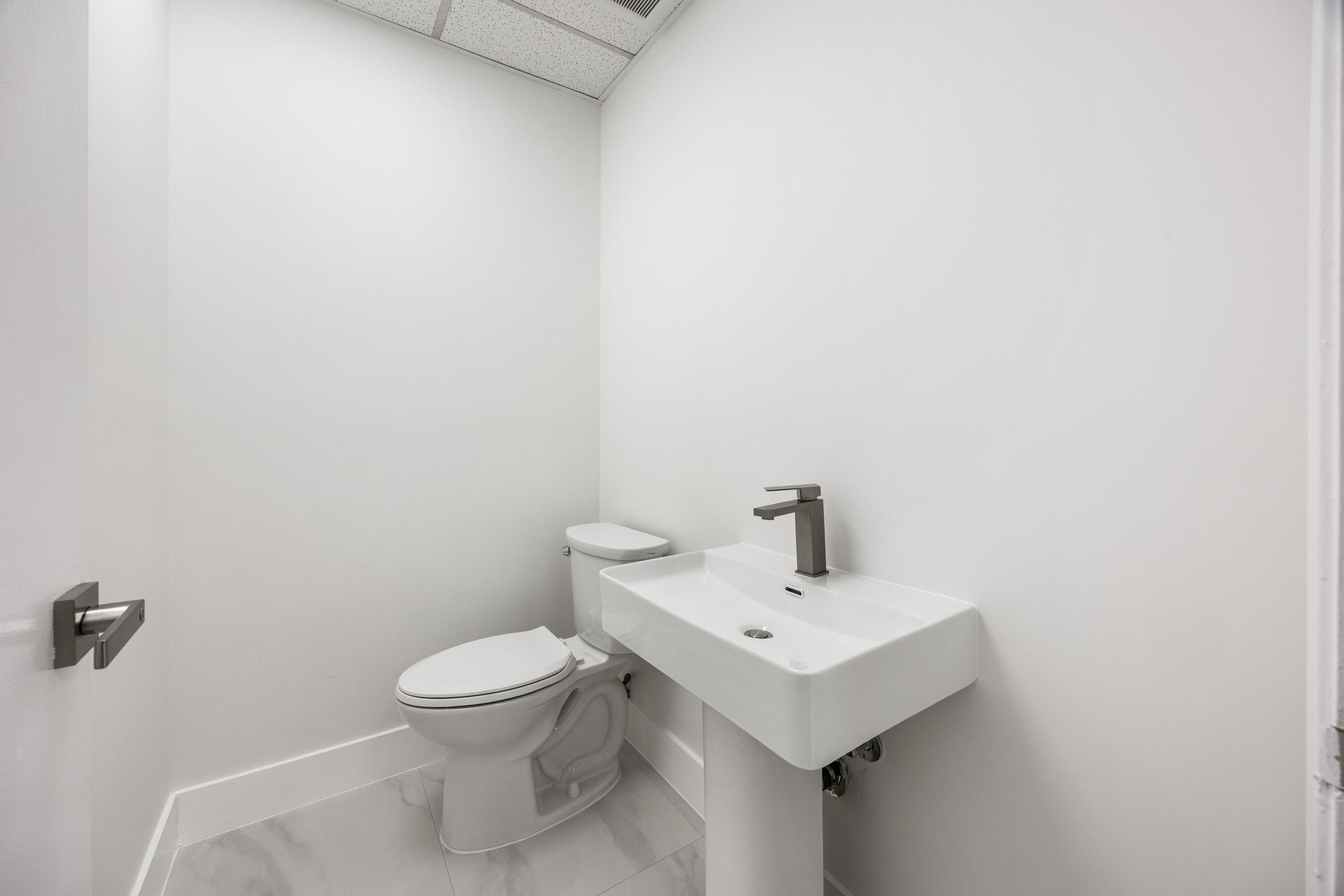 150 NW 70th Avenue 06, Plantation, FL 33317 — photo 6 of 12