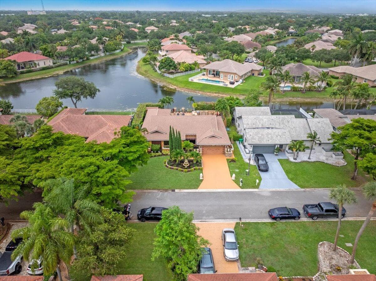 5357 NW 58th Terrace, Coral Springs, FL 33067 — photo 3 of 46