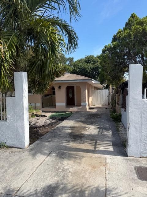 2975 NW 96th Street, Miami, FL 33147 — photo 8 of 9
