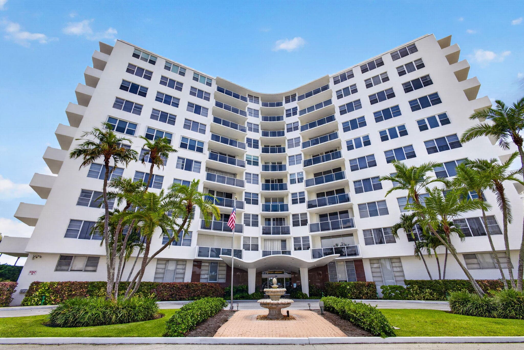 2800 N Flagler Drive 202, West Palm Beach, FL 33407 — photo 3 of 48
