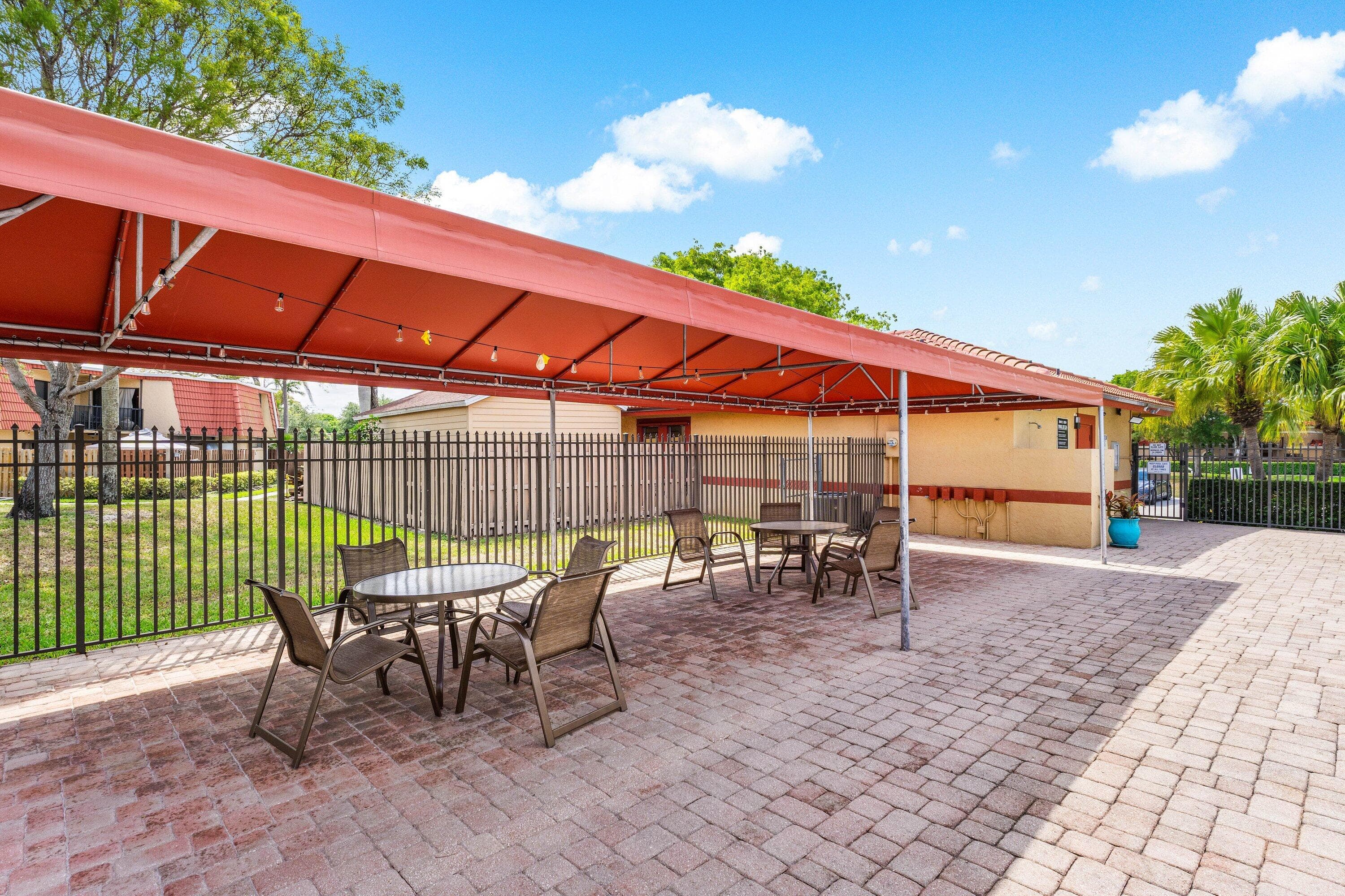 8122 Thames Boulevard C, Boca Raton, FL 33433 — photo 38 of 43