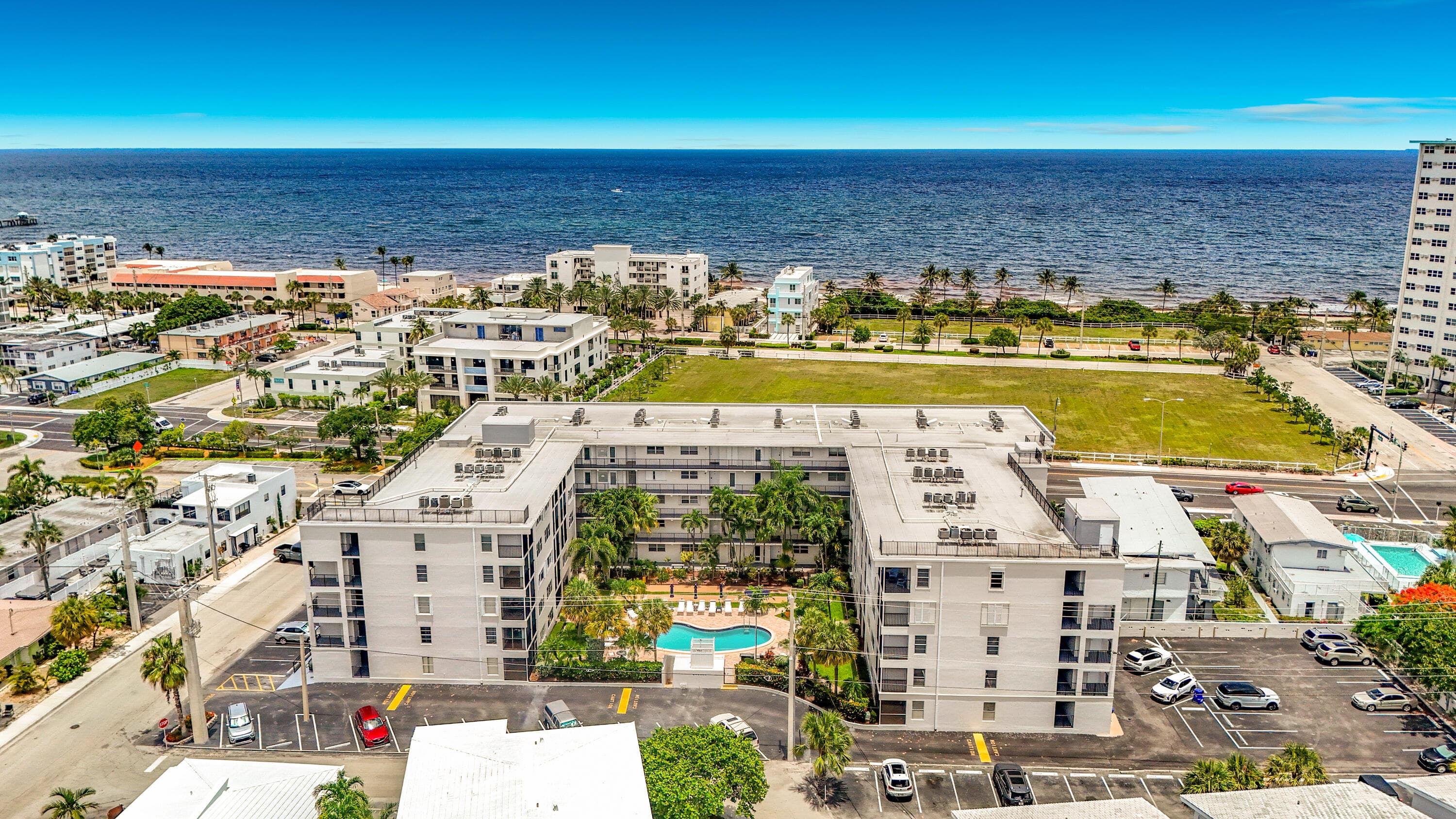 4117 Bougainvilla Drive 207, Lauderdale-By-The-Sea, FL 33308 — photo 9 of 47