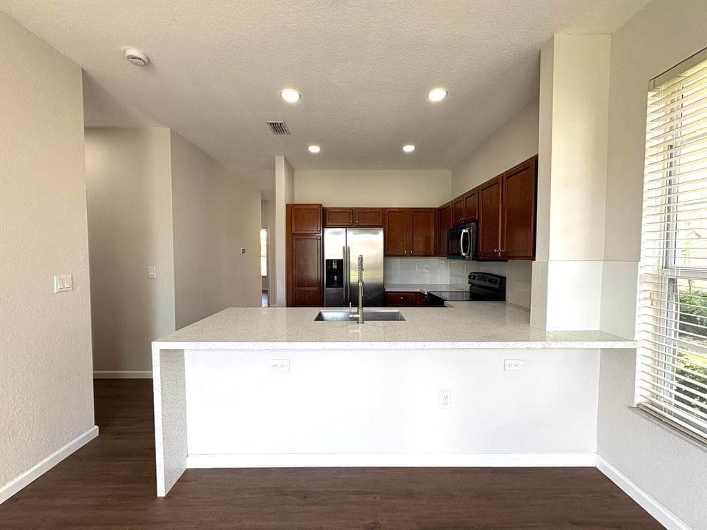3245 NW 31st Terrace, Oakland Park, FL 33309 — photo 7 of 24