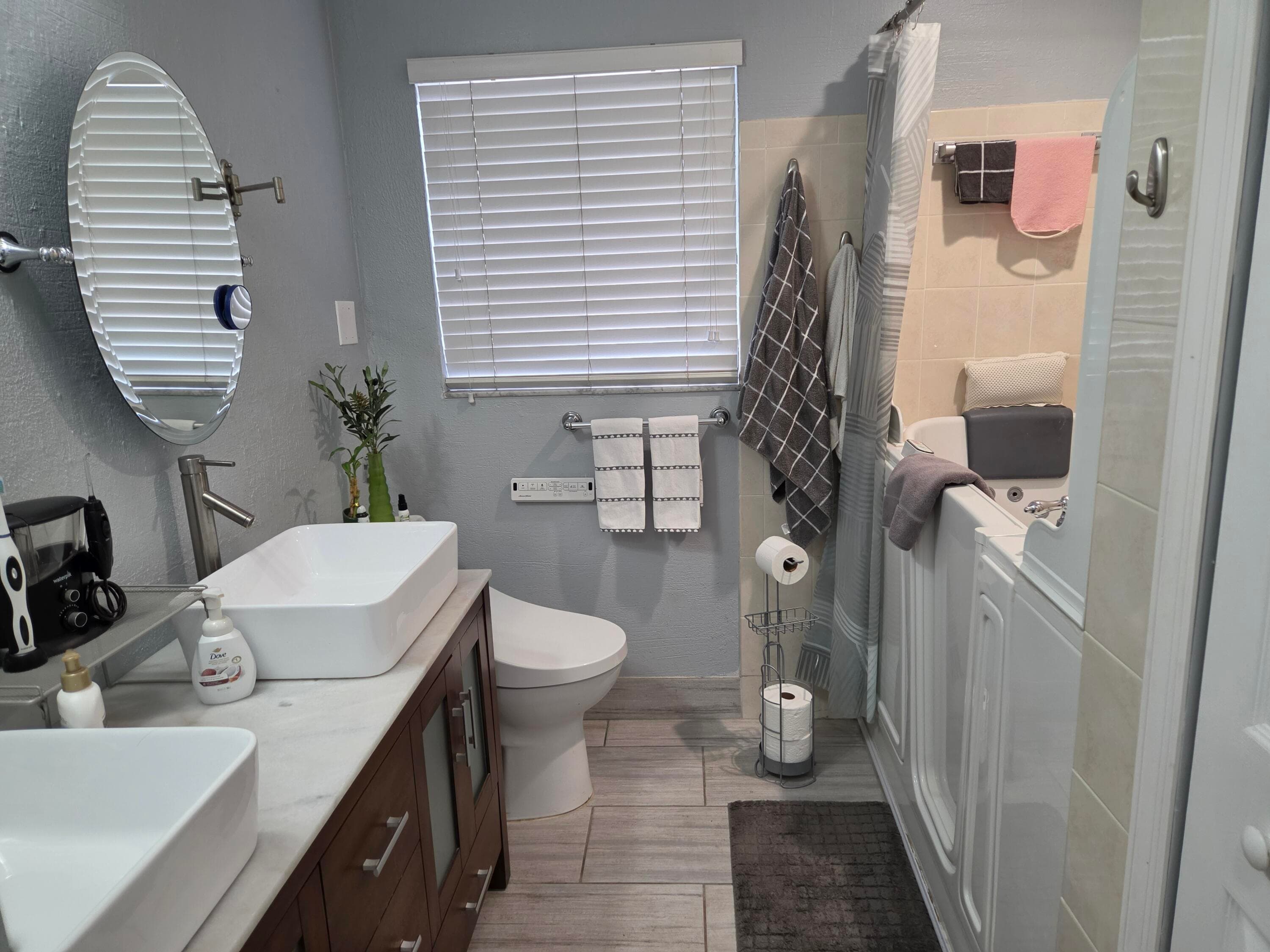 608-612 NE 21st Court, Wilton Manors, FL 33305 — photo 30 of 38