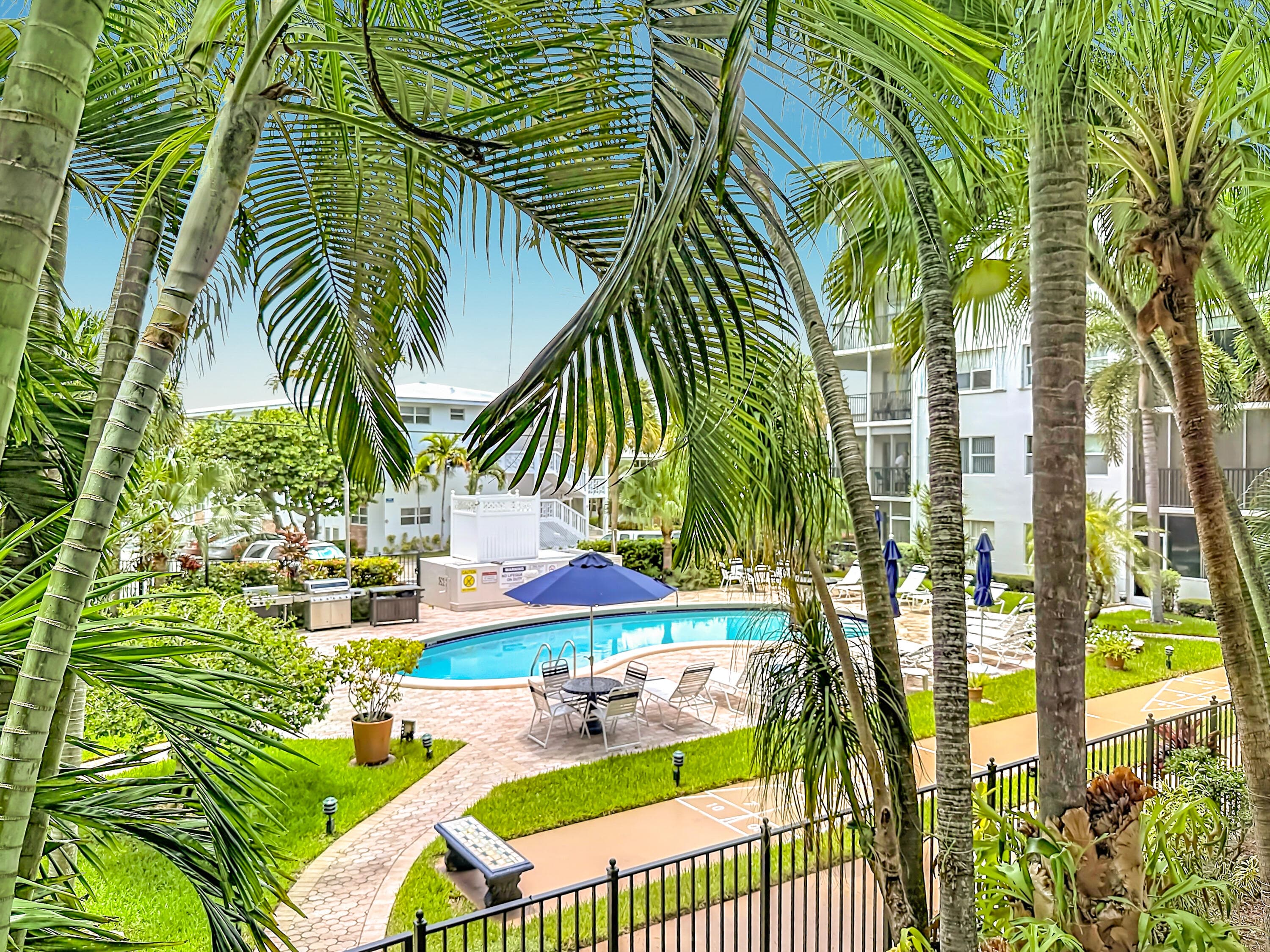 4117 Bougainvilla Drive 207, Lauderdale-By-The-Sea, FL 33308 — photo 40 of 47