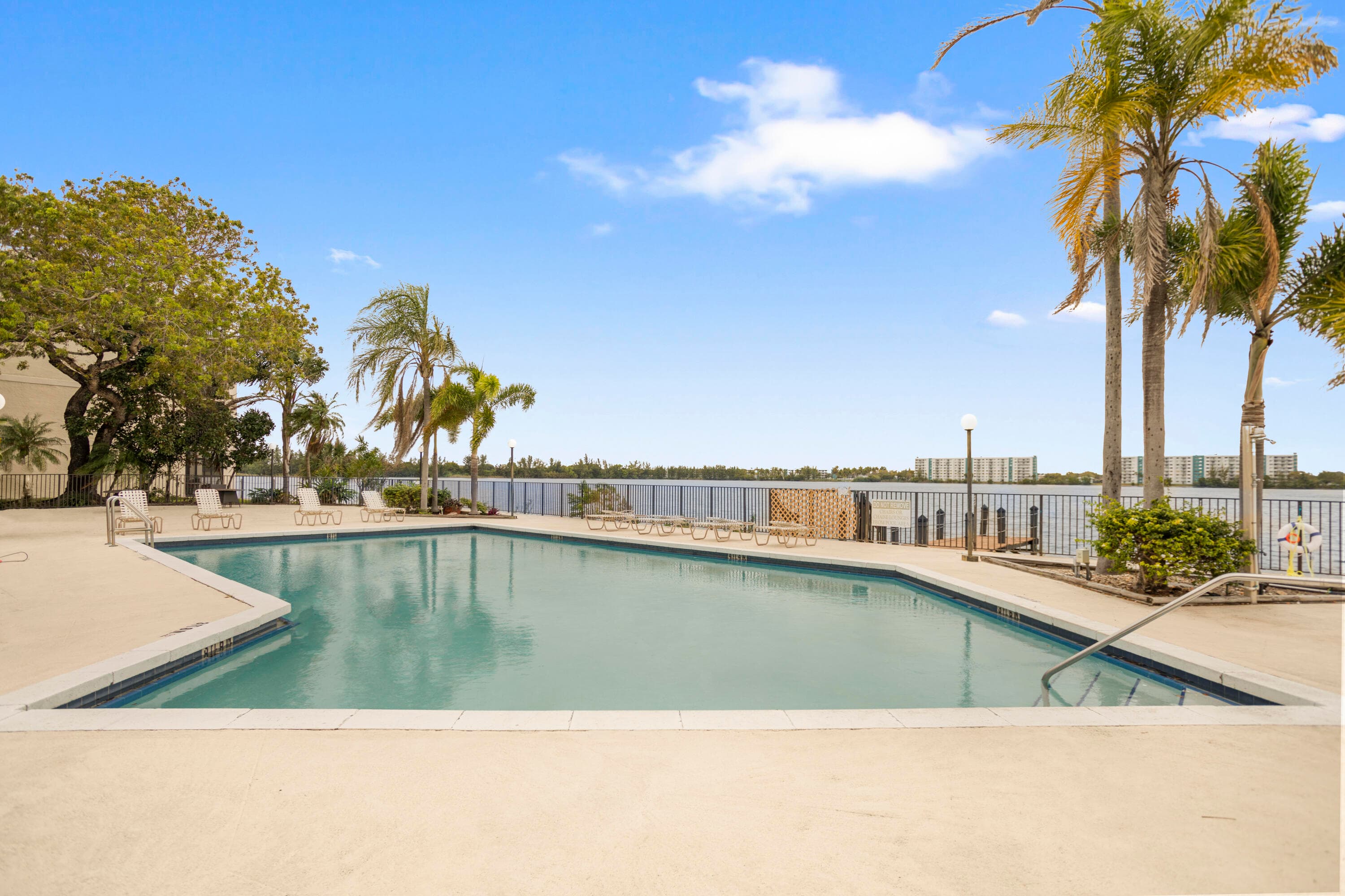 118 Lake Emerald Drive 110, Oakland Park, FL 33309 — photo 6 of 61