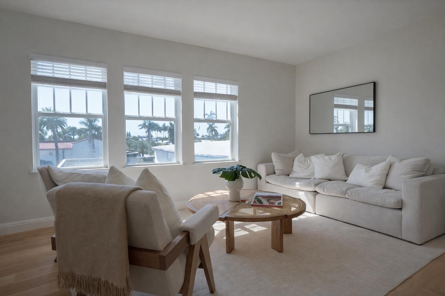184 Sunset Avenue 303, Palm Beach, FL 33480 — photo 5 of 20