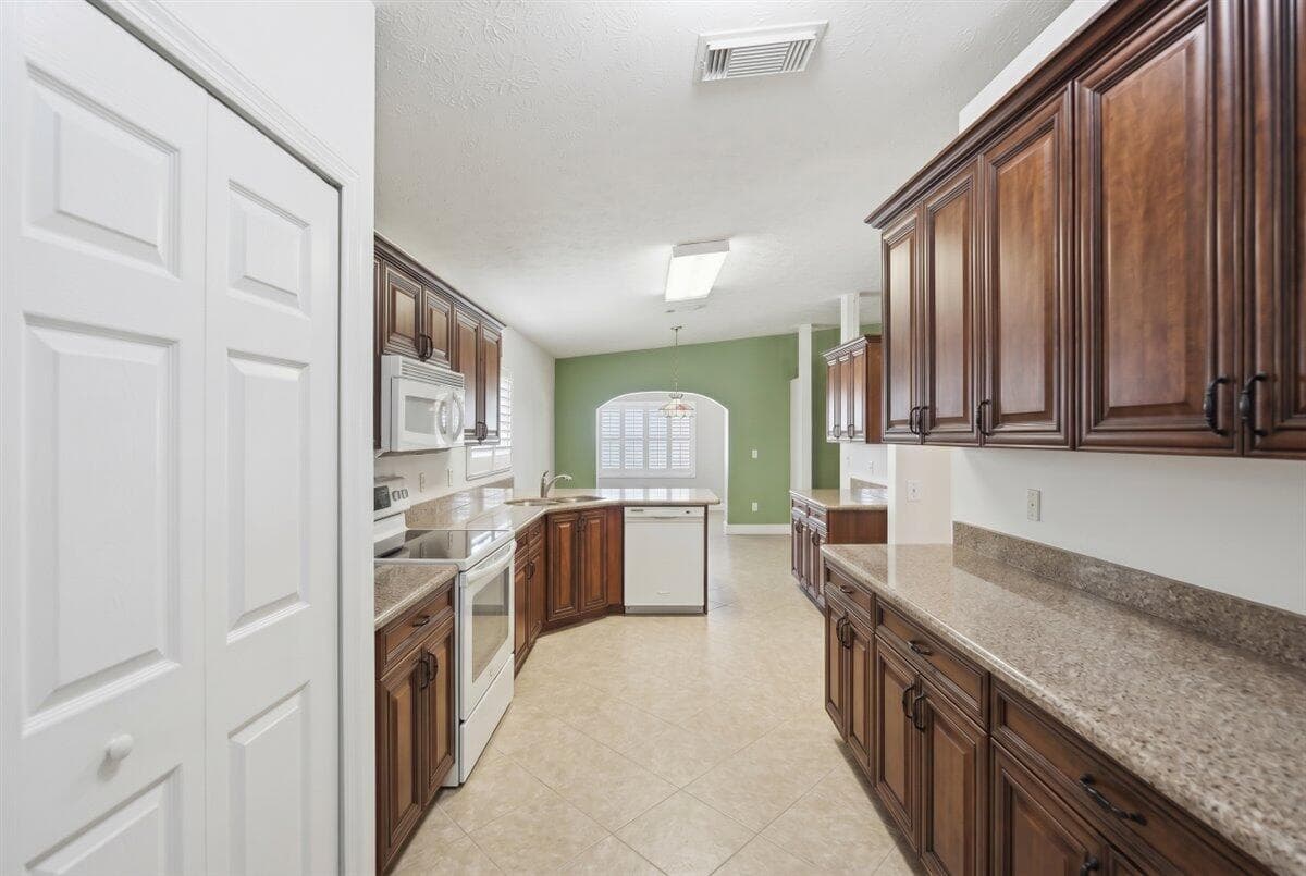 6144 Alexandria Circle, Fort Pierce, FL 34982 — photo 13 of 65