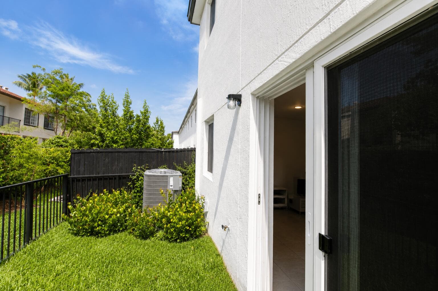5085 SW 37th Street, West Park, FL 33023 — photo 18 of 35