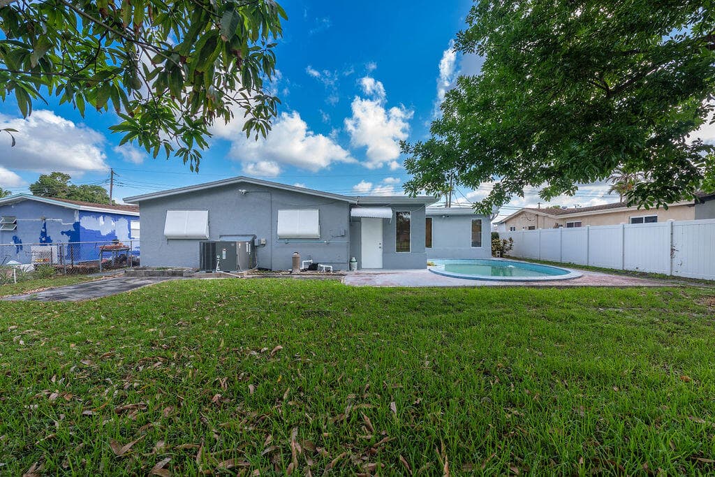 3400 NW 39th Street, Lauderdale Lakes, FL 33309 — photo 38 of 39