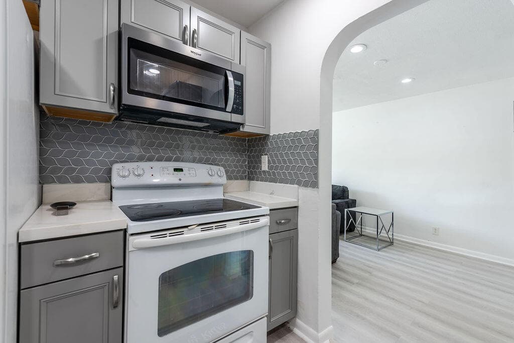 3400 NW 39th Street, Lauderdale Lakes, FL 33309 — photo 28 of 39