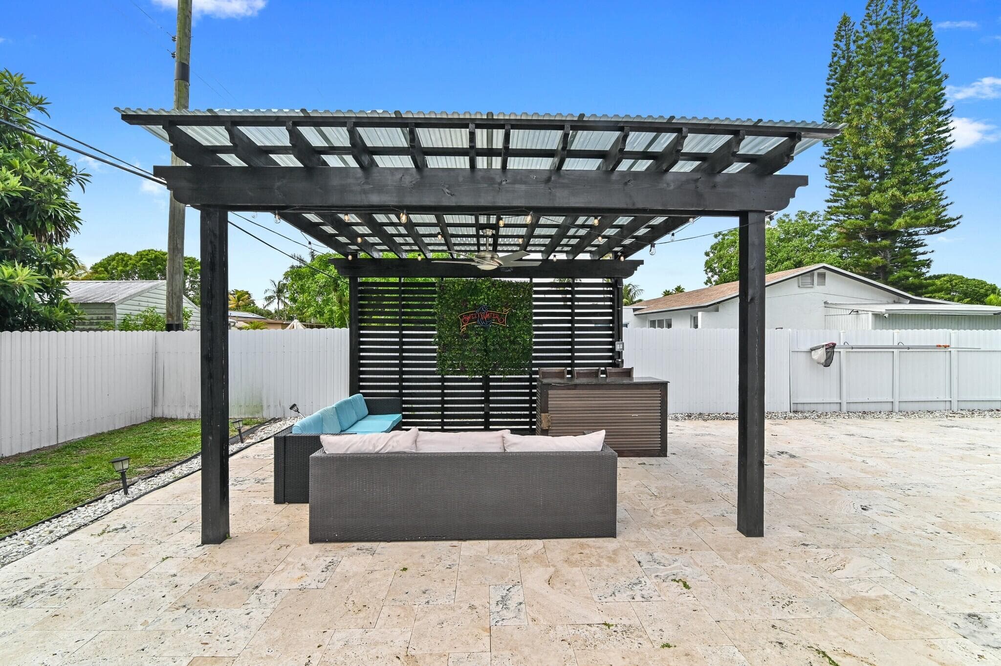 124 Davis Road, Palm Springs, FL 33461 — photo 31 of 44