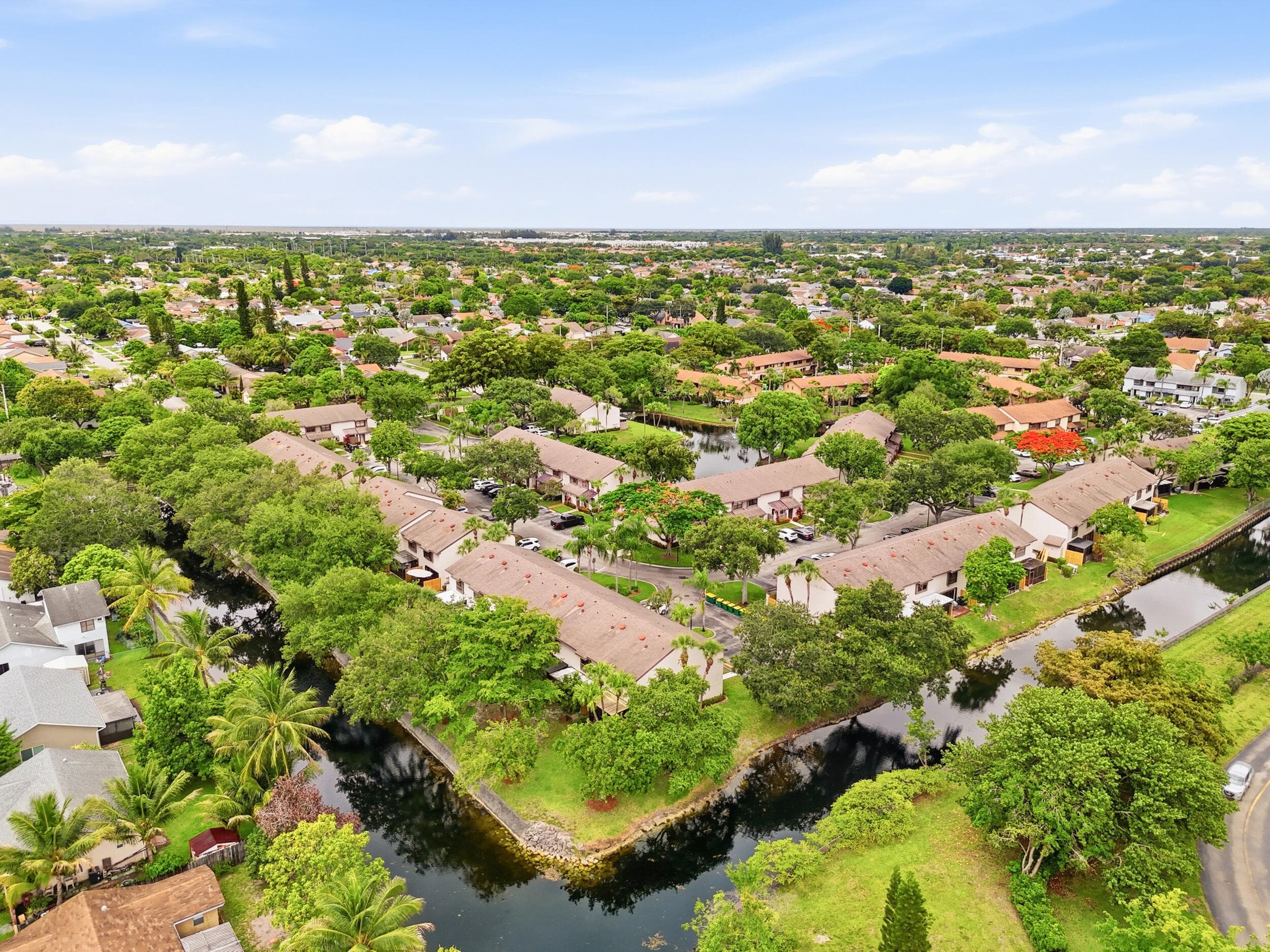 4737 NW 82nd Avenue 1207, Lauderhill, FL 33351 — photo 27 of 37