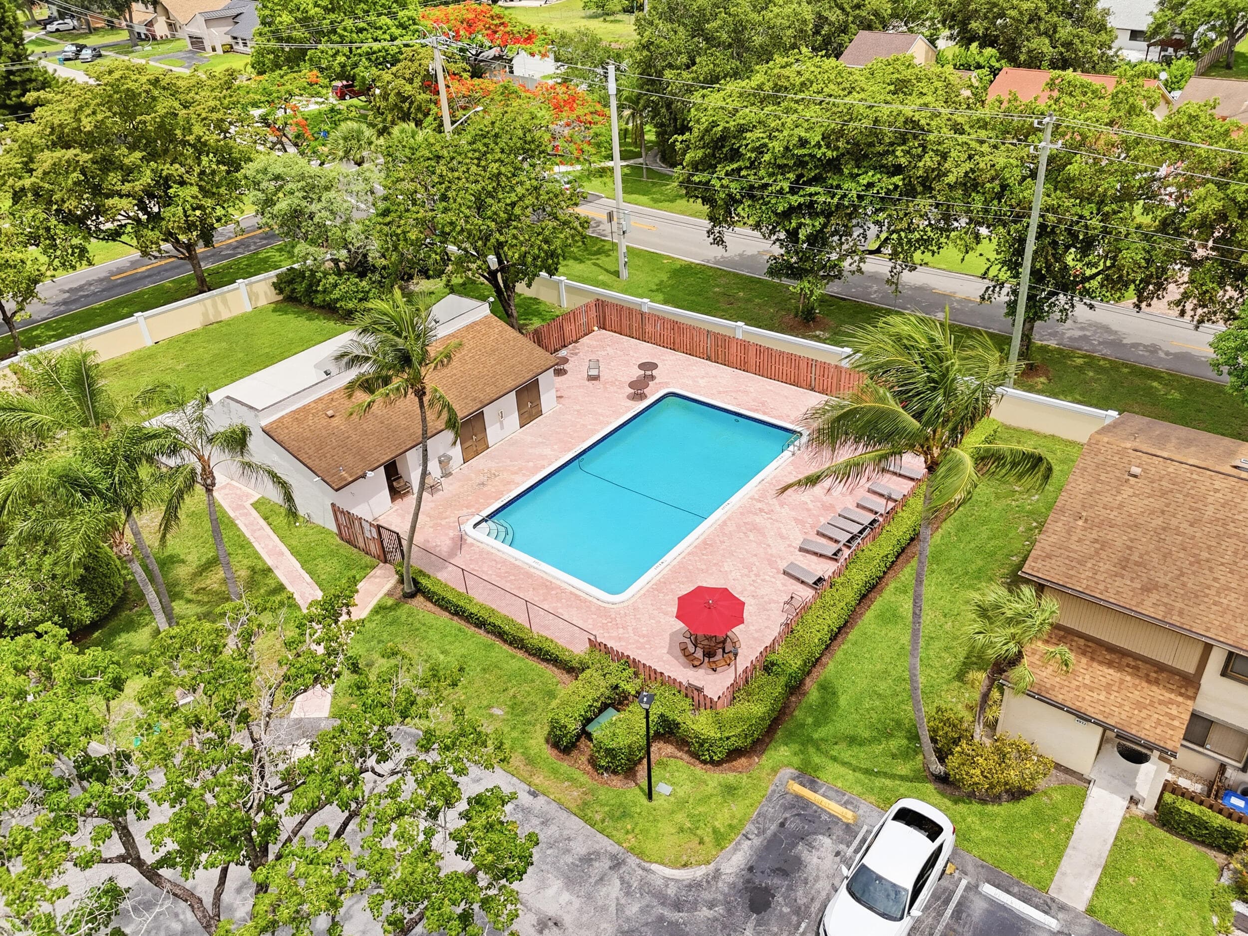 4737 NW 82nd Avenue 1207, Lauderhill, FL 33351 — photo 34 of 37