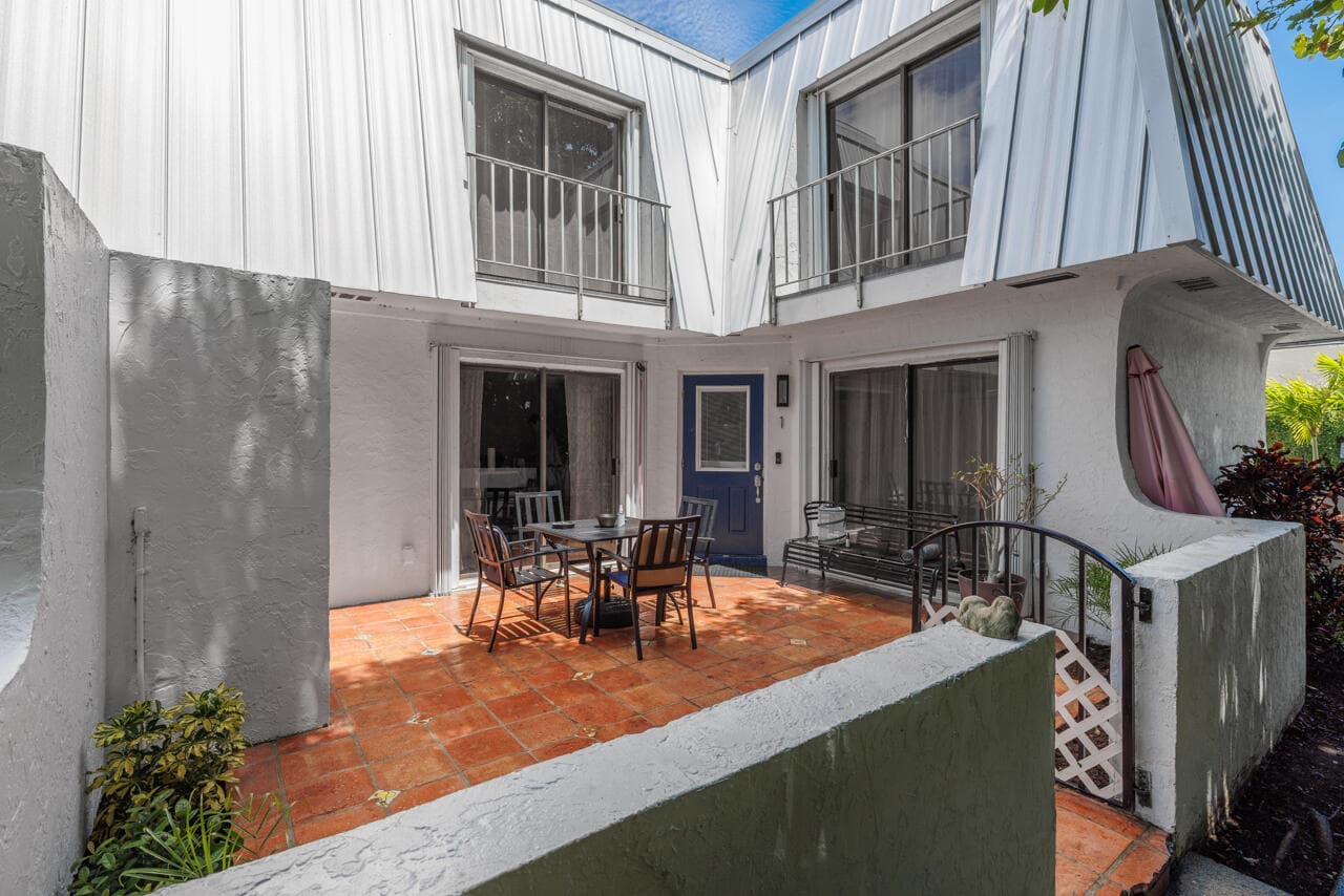 106 Linda Lane 1, Palm Beach Shores, FL 33404 — photo