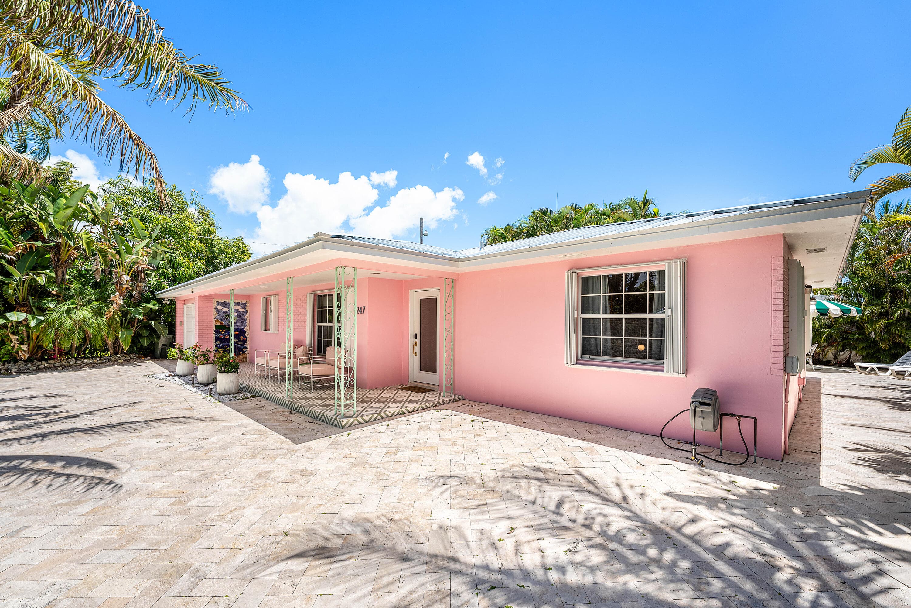 247 SE 3rd Avenue, Delray Beach, FL 33483 — photo 3 of 41