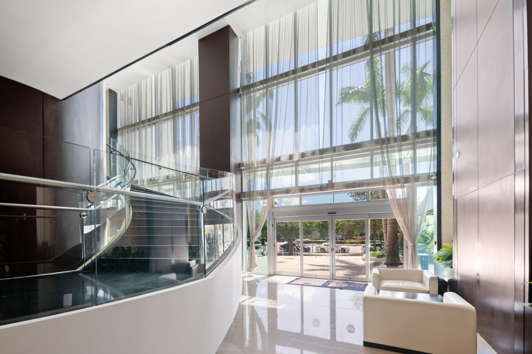 900 Biscayne Boulevard 4703, Miami, FL 33132 — photo 38 of 59