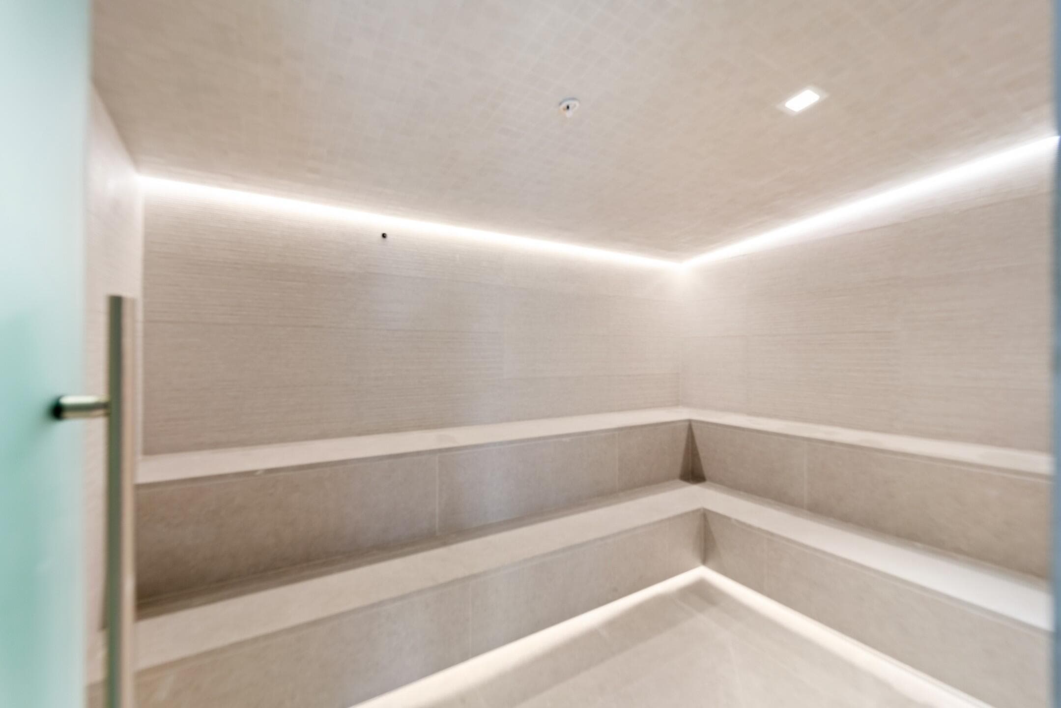 900 Biscayne Boulevard 4703, Miami, FL 33132 — photo 54 of 59