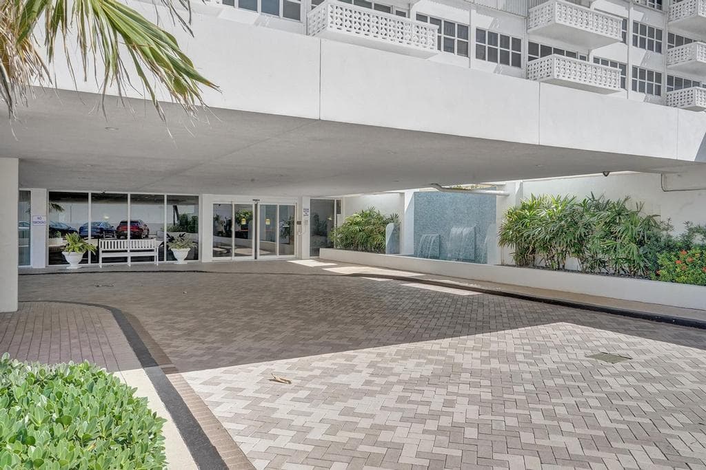 4010 Galt Ocean Drive 310, Fort Lauderdale, FL 33308 — photo 39 of 47