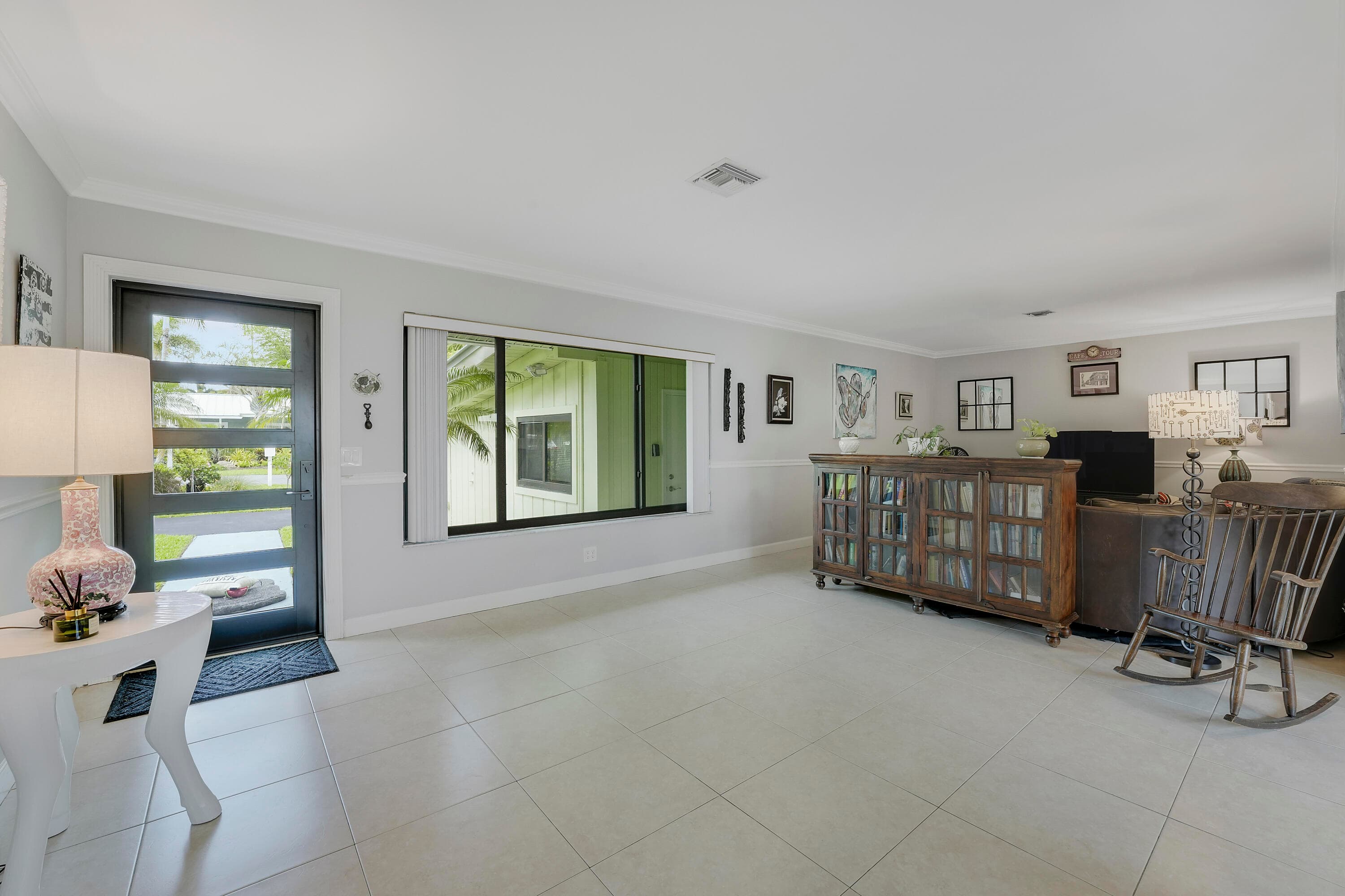 109 NE 17th Street, Delray Beach, FL 33444 — photo 5 of 38