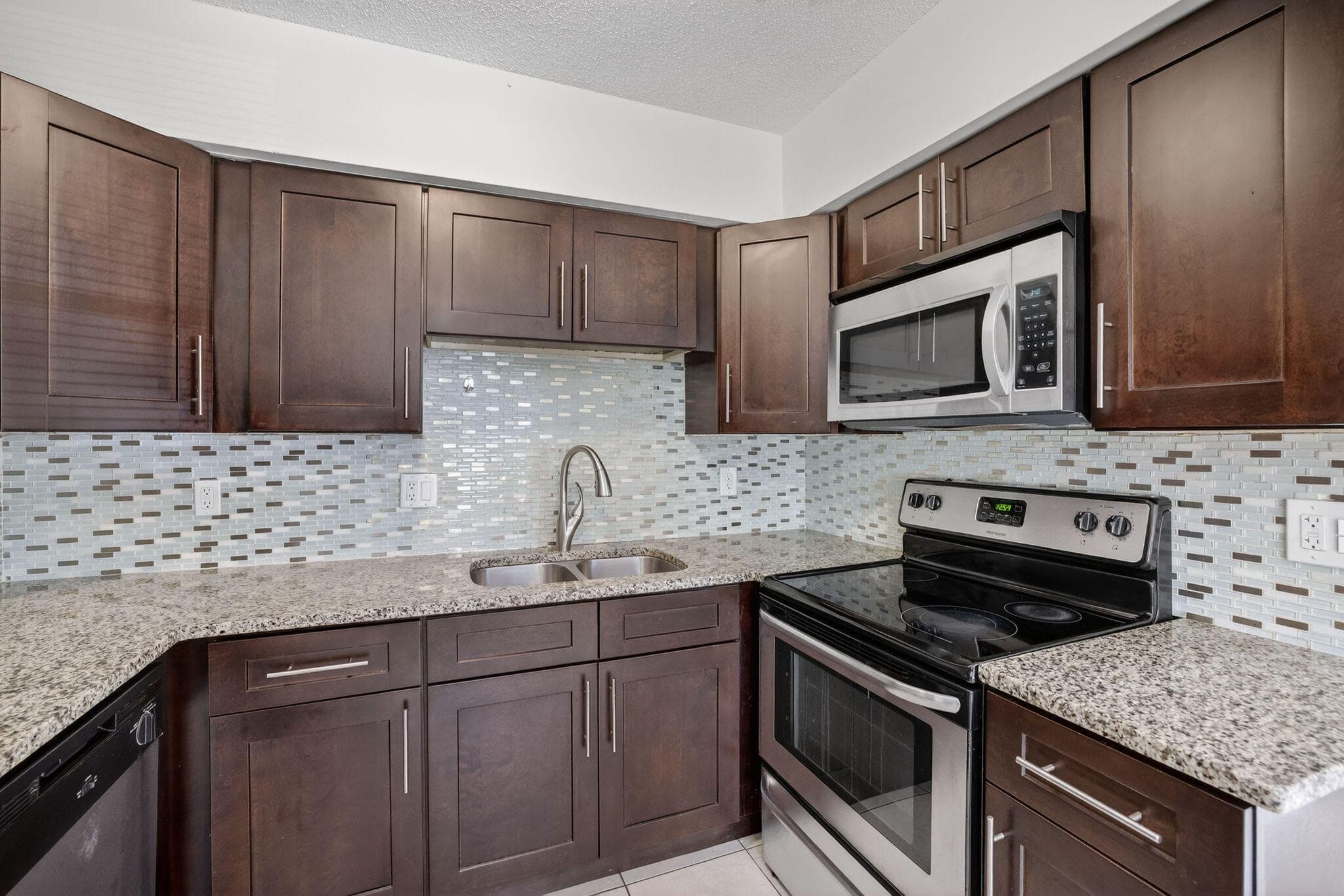 2500 SW 18th Terrace 3, Fort Lauderdale, FL 33315 — photo 12 of 22
