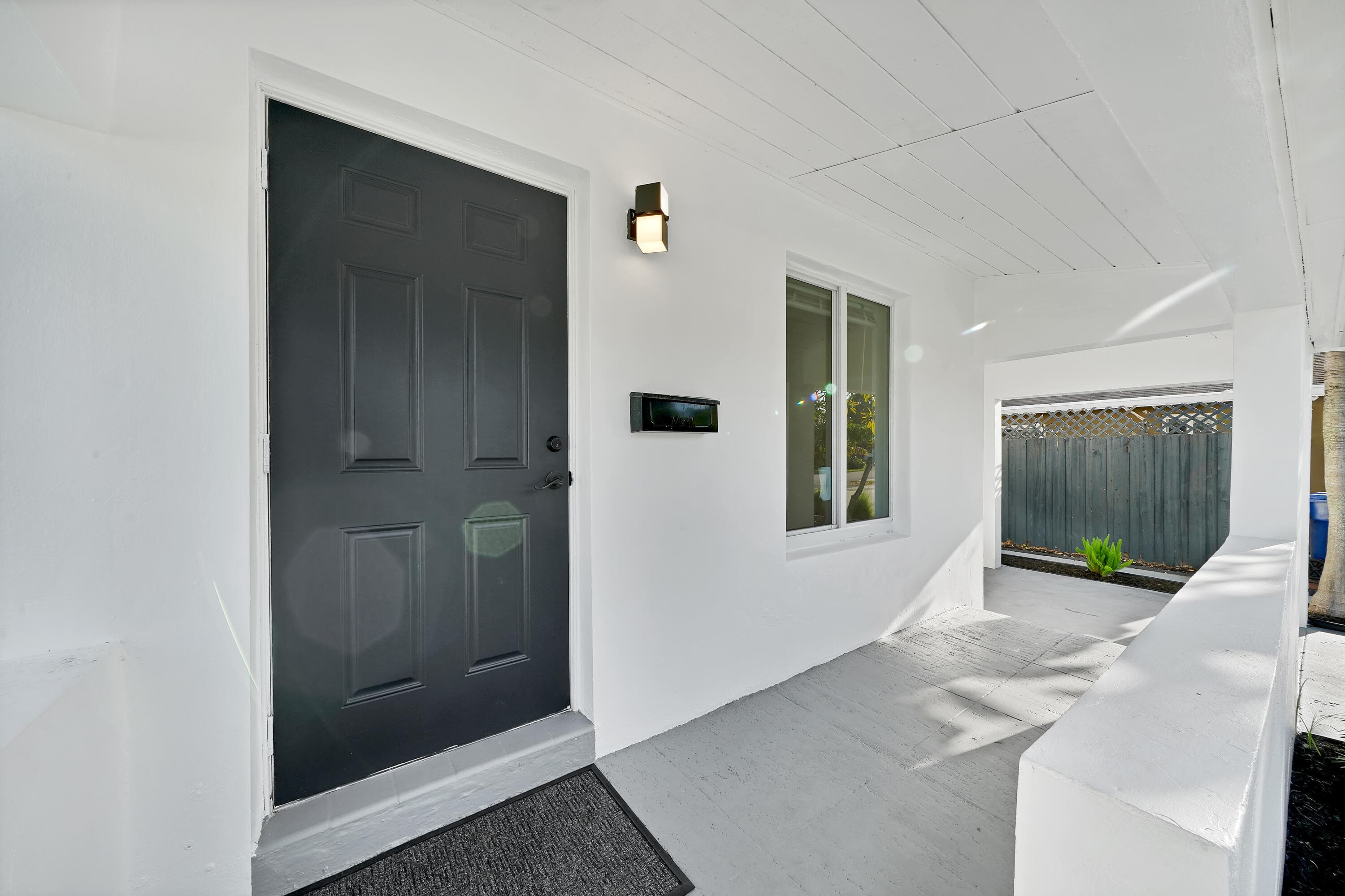 1108 NE 16th Street, Fort Lauderdale, FL 33304 — photo 3 of 37