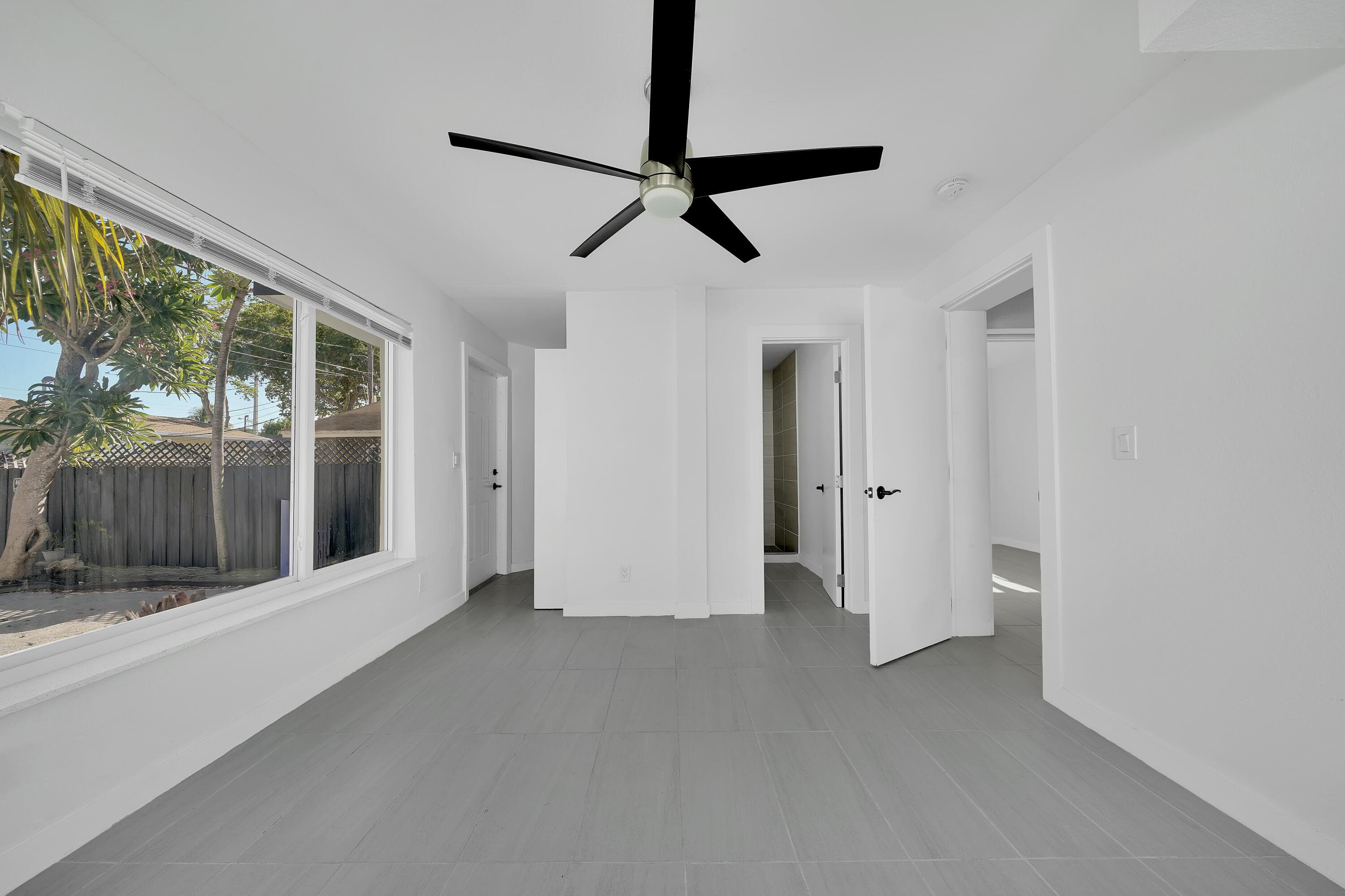 1108 NE 16th Street, Fort Lauderdale, FL 33304 — photo 24 of 37