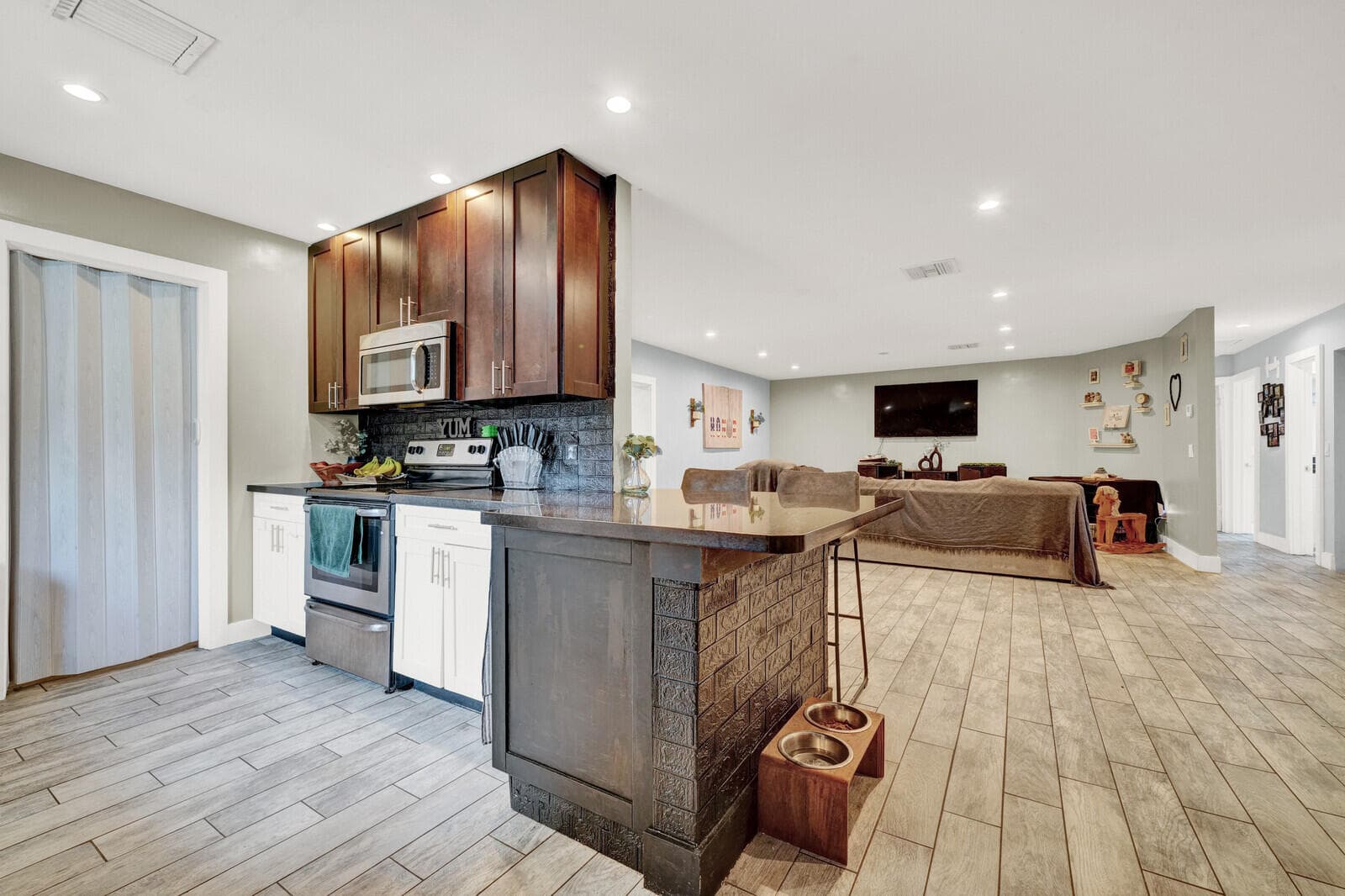 9599 SW 13th Place, Boca Raton, FL 33428 — photo 13 of 36