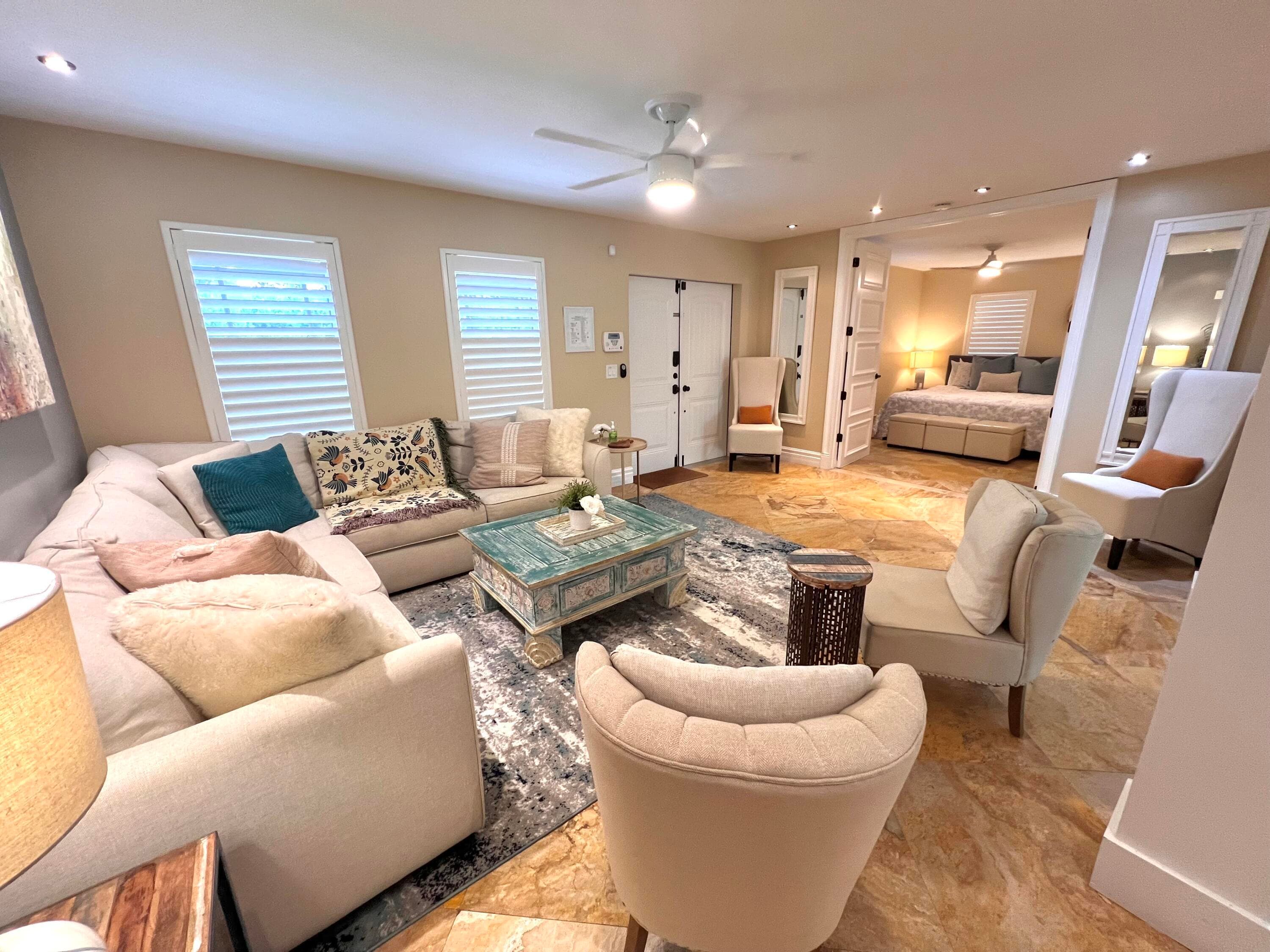 902 S Swinton Avenue, Delray Beach, FL 33444 — photo 7 of 35