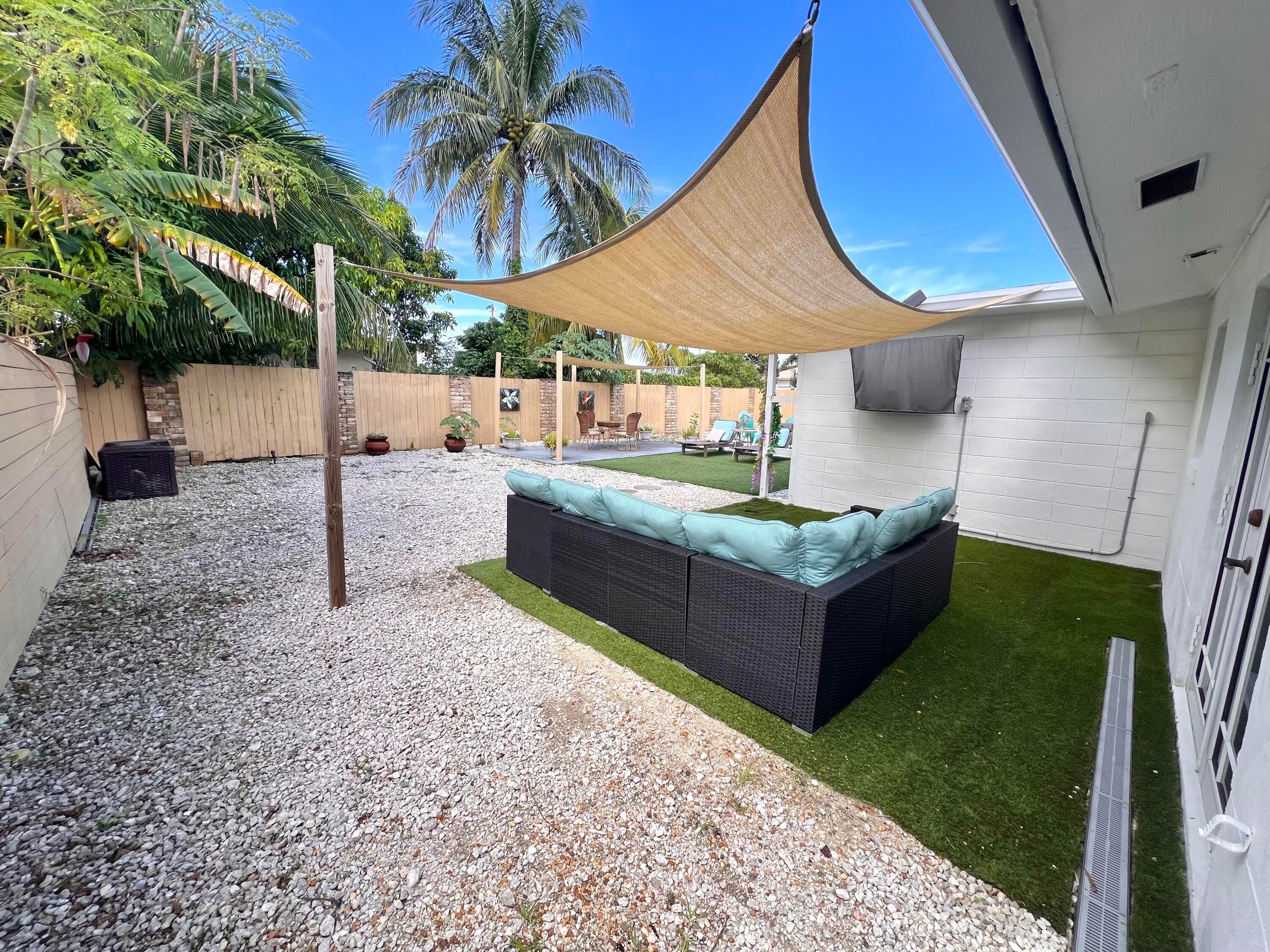 902 S Swinton Avenue, Delray Beach, FL 33444 — photo 27 of 35