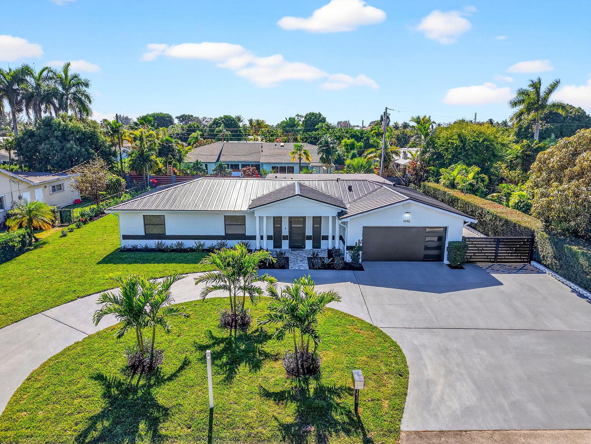 1410 N Beta Ct Court N, Lake Clarke Shores, FL 33406 — photo