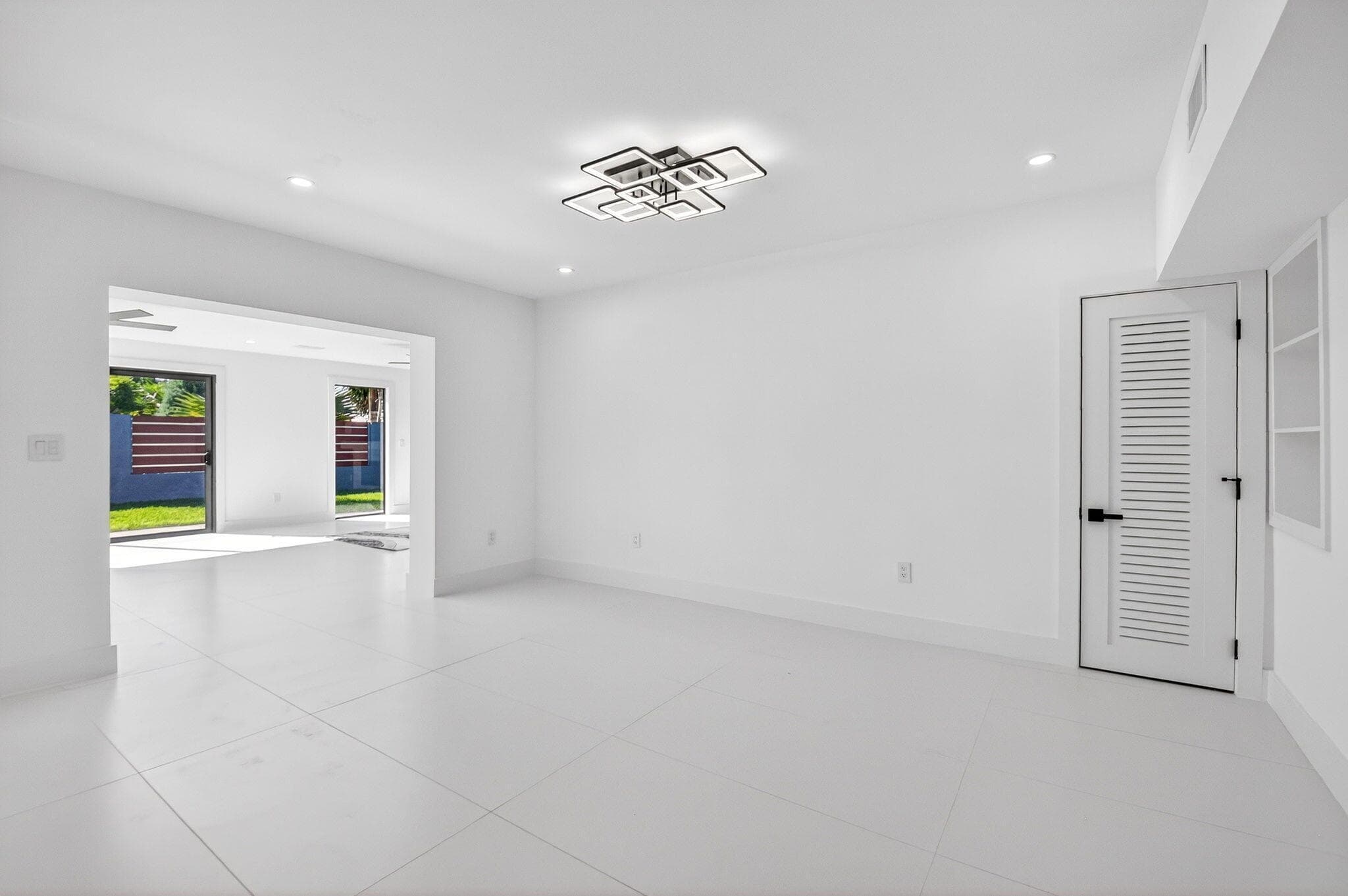 1410 N Beta Ct Court N, Lake Clarke Shores, FL 33406 — photo 28 of 94