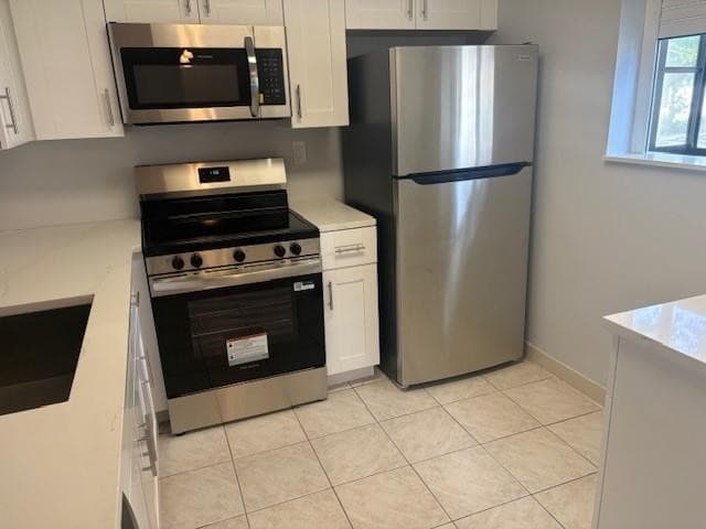 606 Gardens Drive, Pompano Beach, FL 33069 — photo 5 of 26