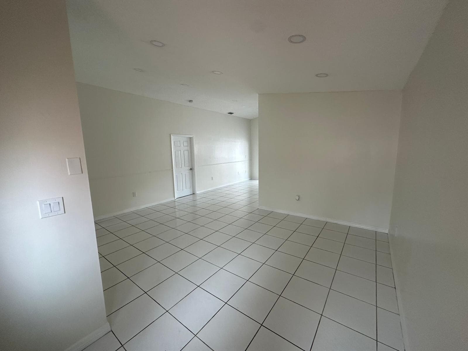 9316 NW 121st Street 51, Hialeah Gardens, FL 33018 — photo 6 of 8
