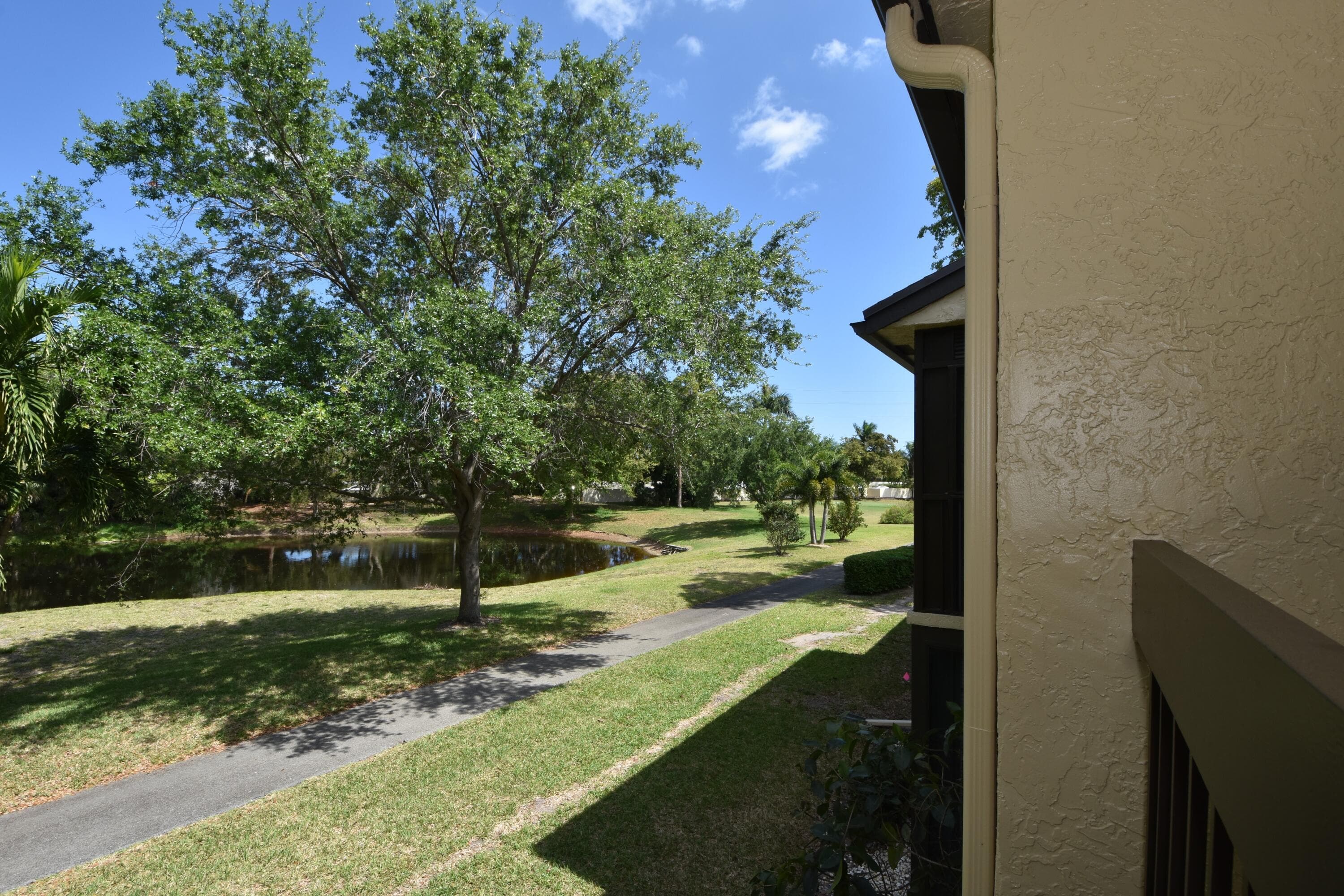 5087 Oakhill Lane, Delray Beach, FL 33484 — photo 11 of 52
