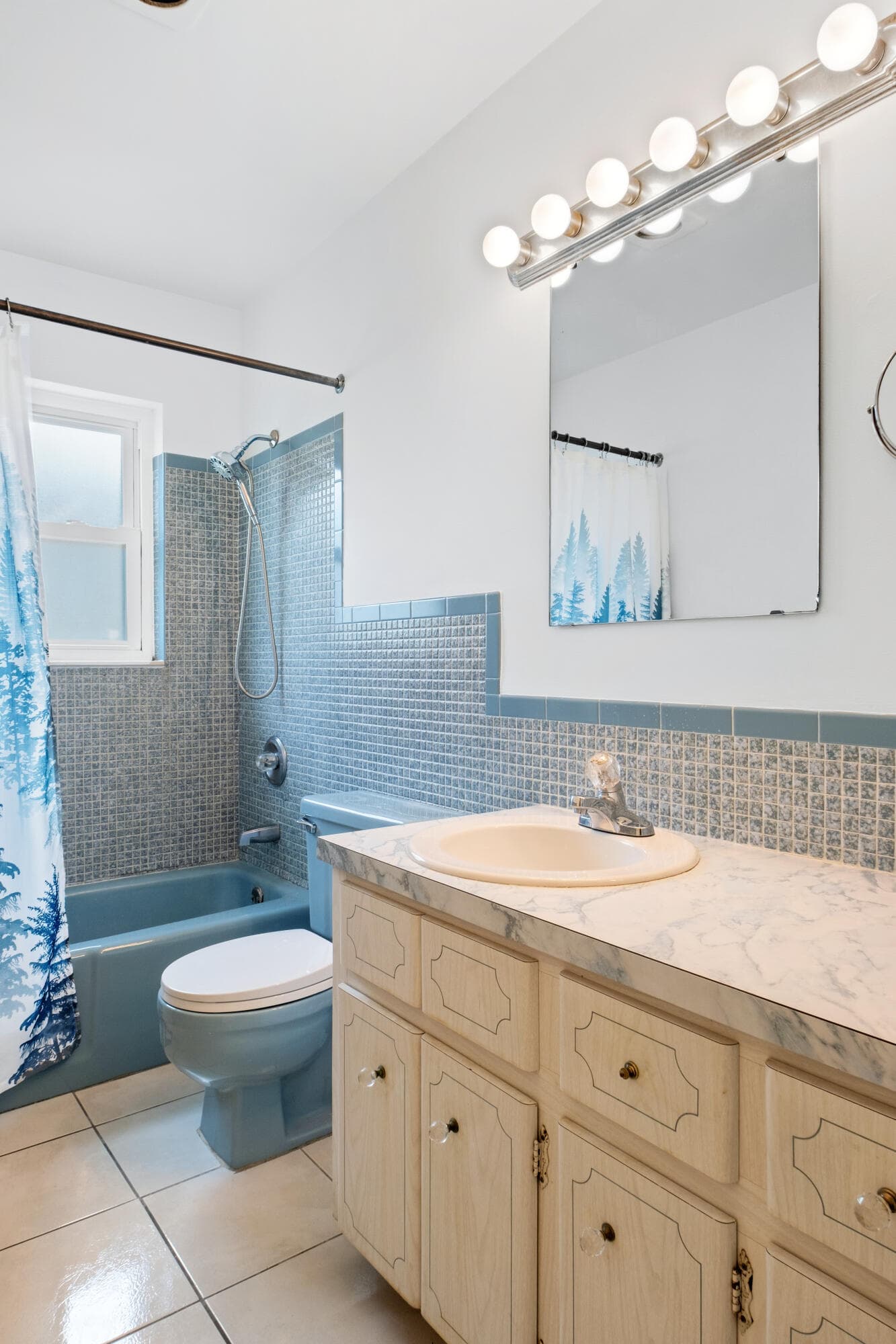 735 NE 34th Court, Oakland Park, FL 33334 — photo 7 of 16