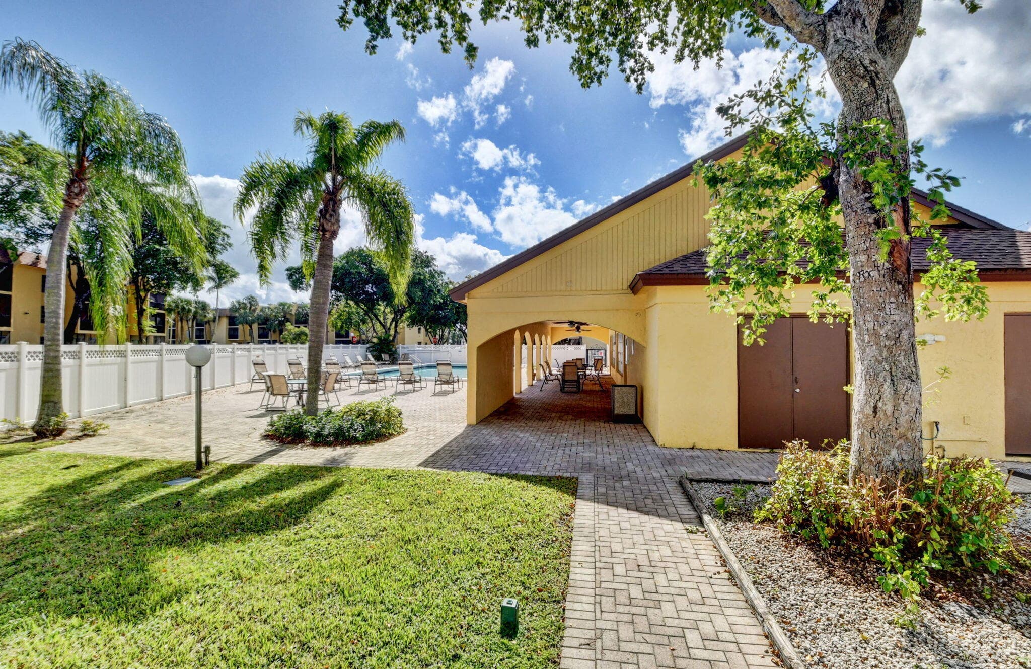 480 NW 20th Street 205, Boca Raton, FL 33431 — photo 23 of 24
