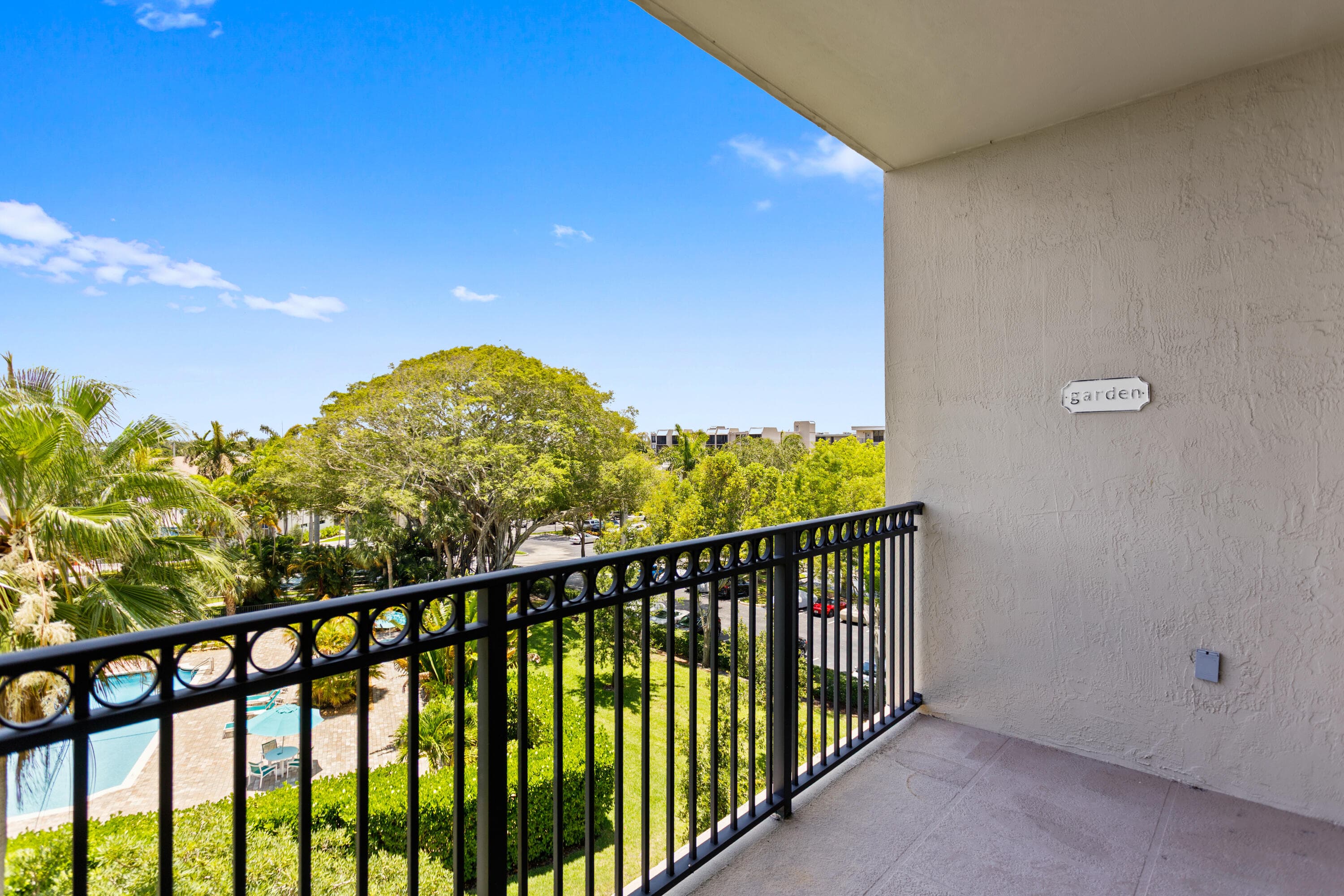 27 Royal Palm Way 503, Boca Raton, FL 33432 — photo 30 of 37