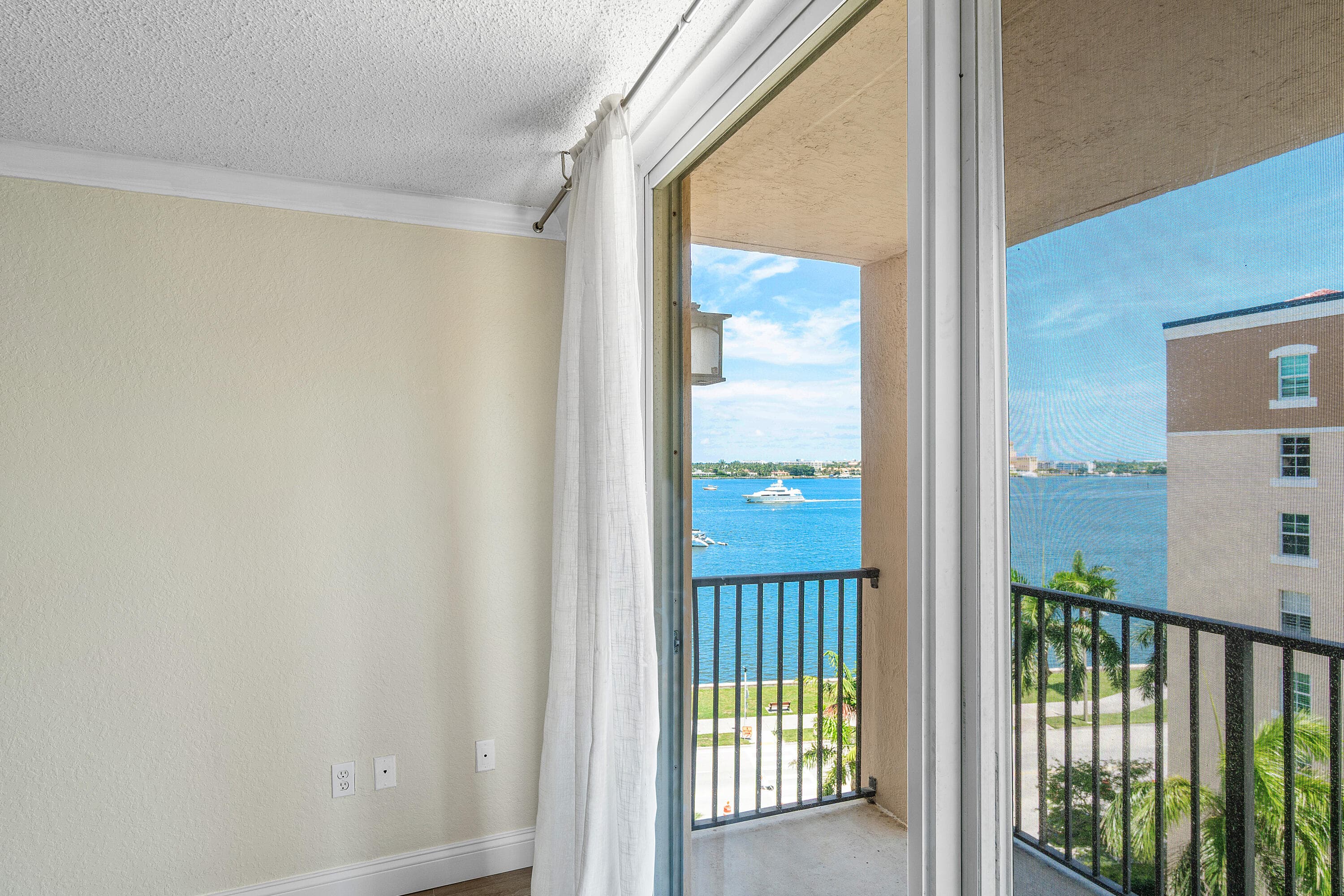 1801 N Flagler Drive 835, West Palm Beach, FL 33407 — photo 14 of 34