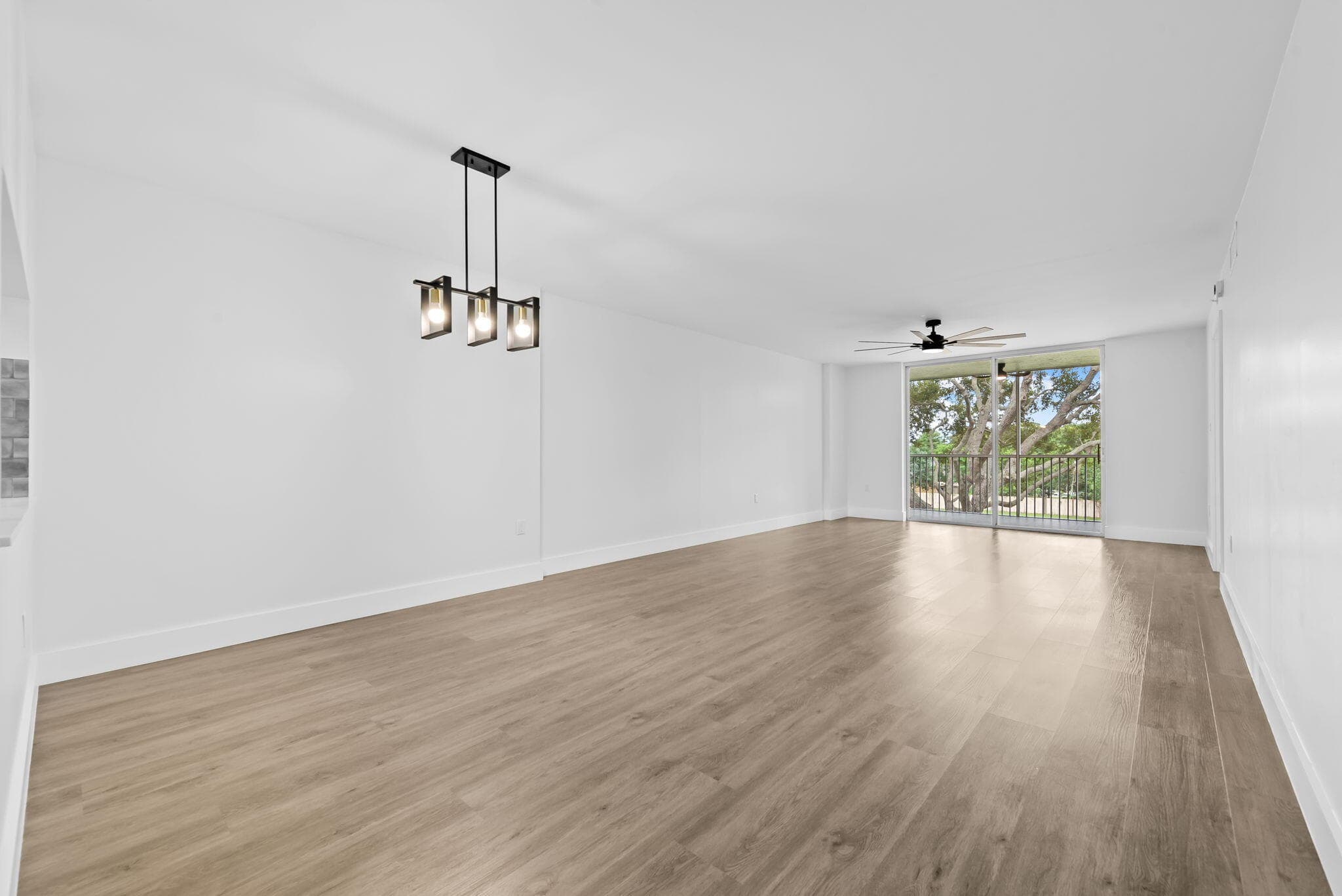 4734 E Lucerne Lakes Blvd E 303, Lake Worth, FL 33467 — photo 12 of 19