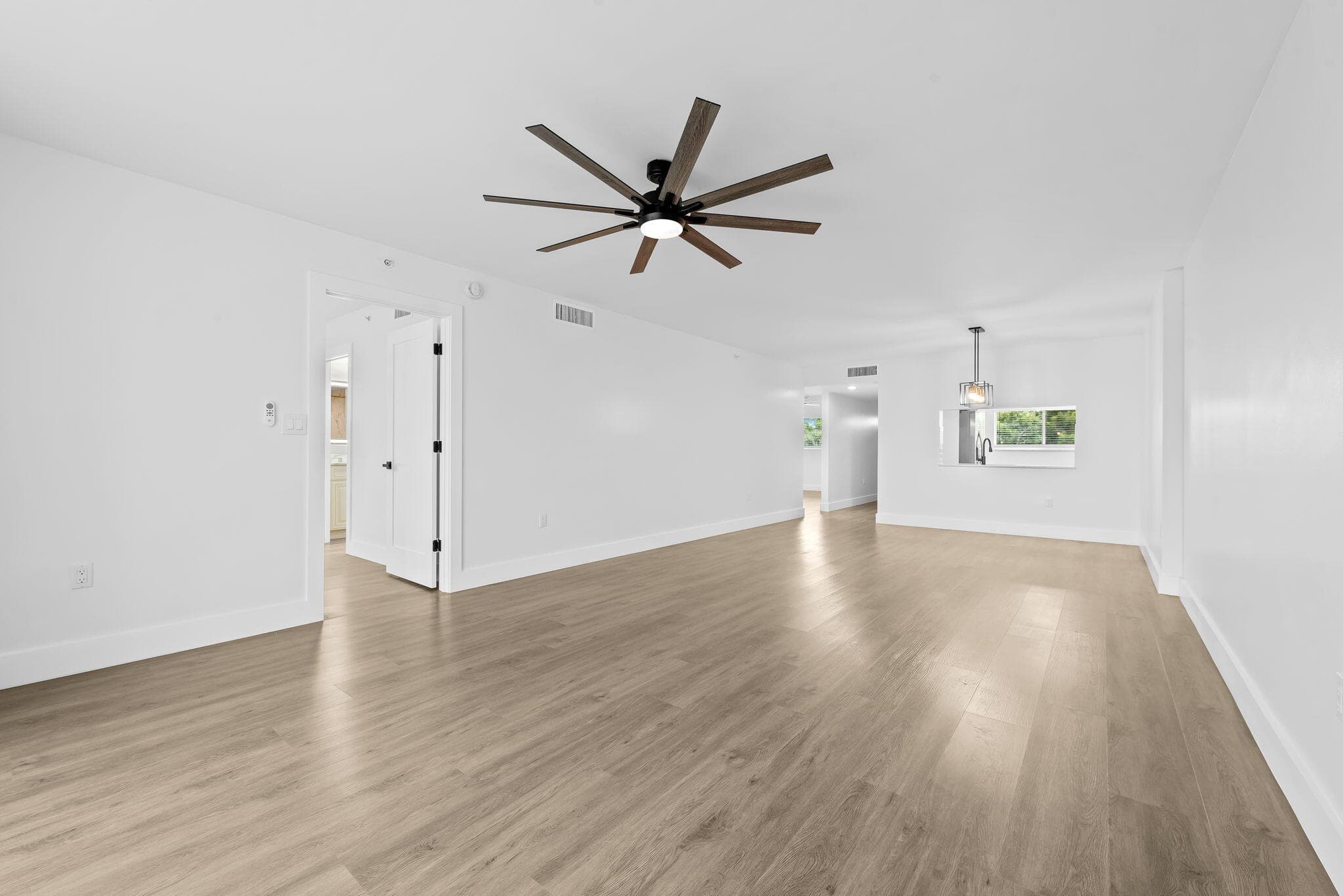 4734 E Lucerne Lakes Blvd E 303, Lake Worth, FL 33467 — photo 1 of 19