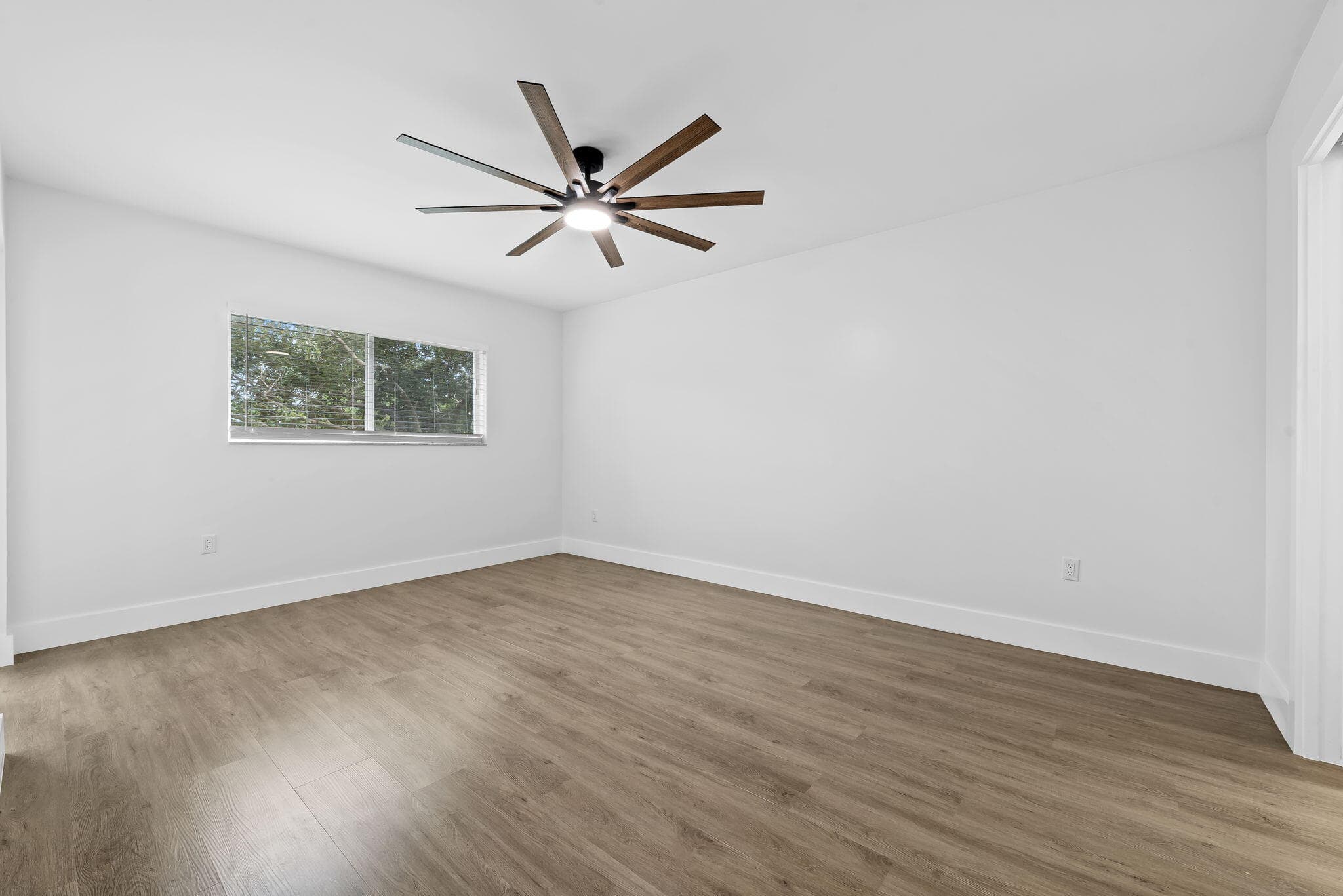 4734 E Lucerne Lakes Blvd E 303, Lake Worth, FL 33467 — photo 13 of 19