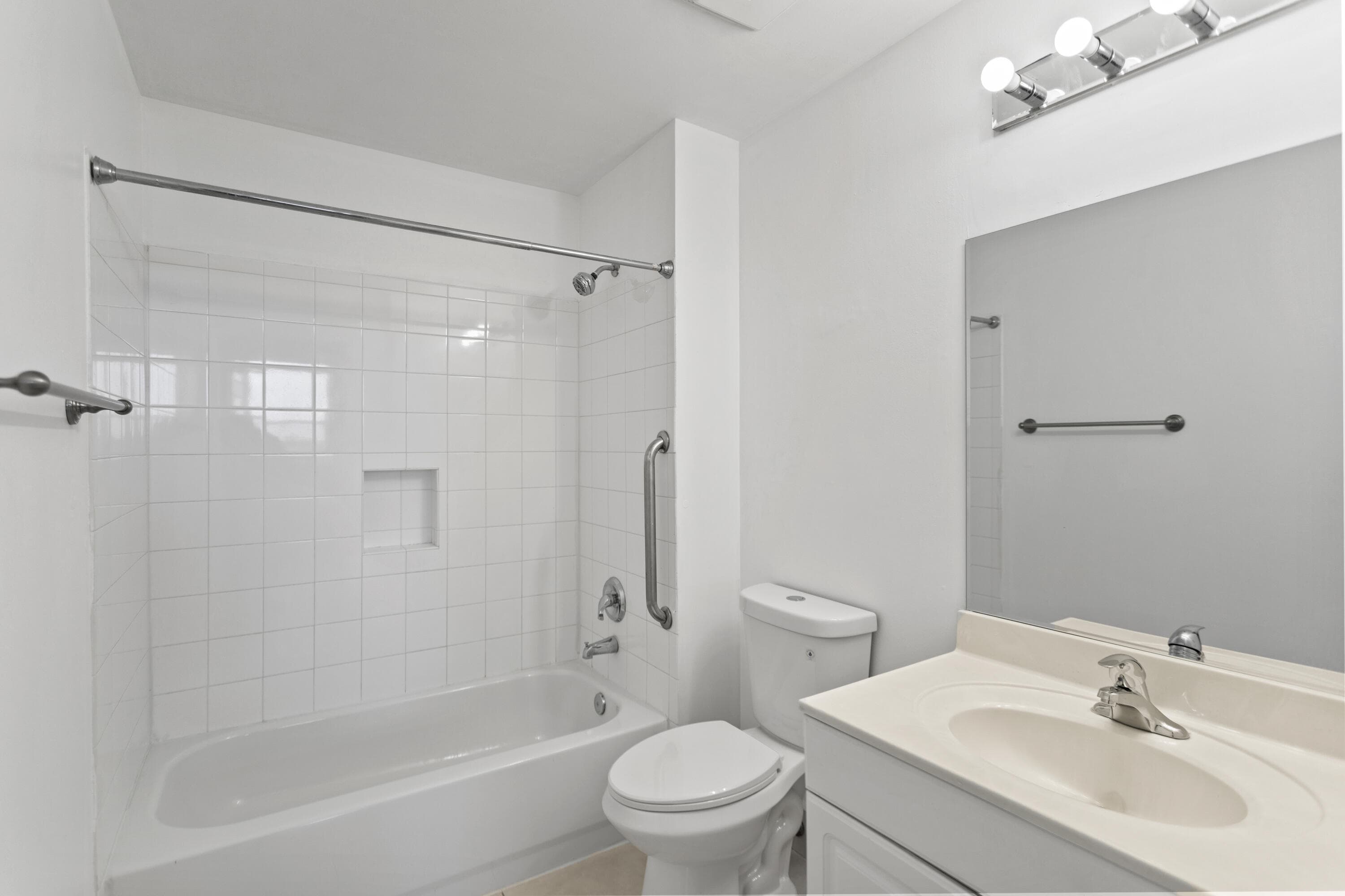 27 Royal Palm Way 503, Boca Raton, FL 33432 — photo 28 of 37